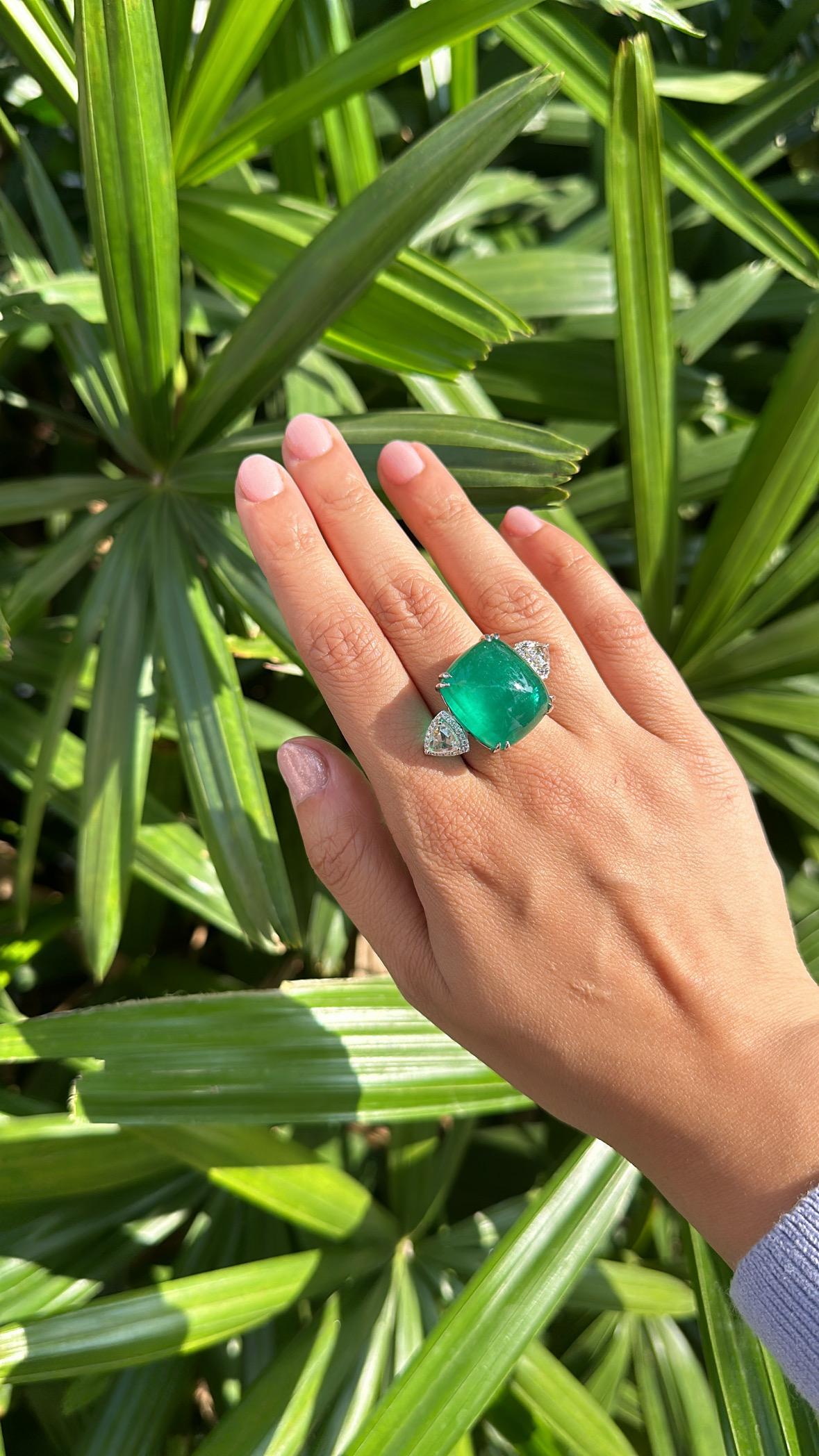 33.68 carats natural Zambian Emerald Sugarloaf & Rose Cut Diamond Cocktail  Ring 5