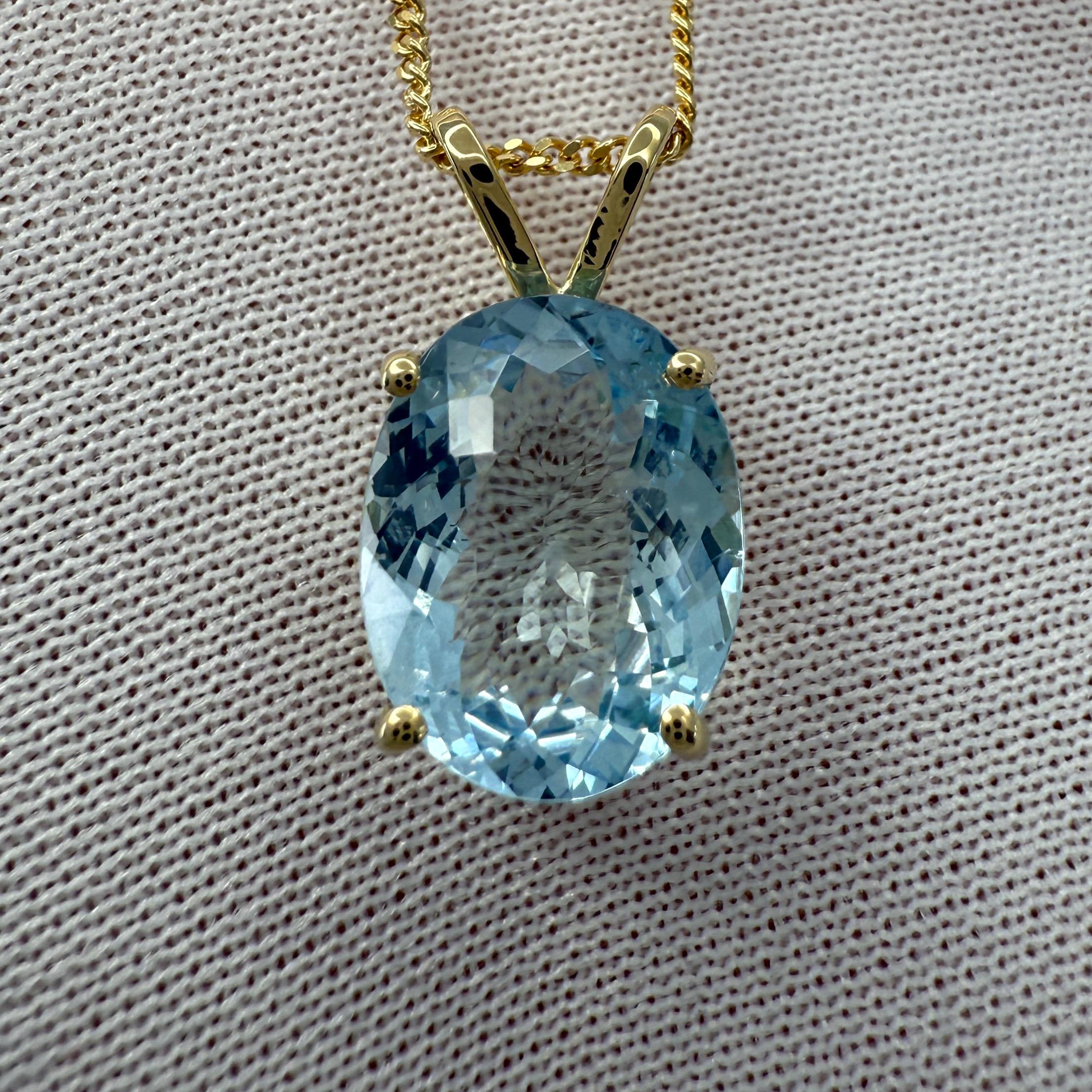 3,36ct Vivid Blue Aquamarin Oval Cut 18k Gelbgold Solitaire Anhänger Halskette im Angebot 1