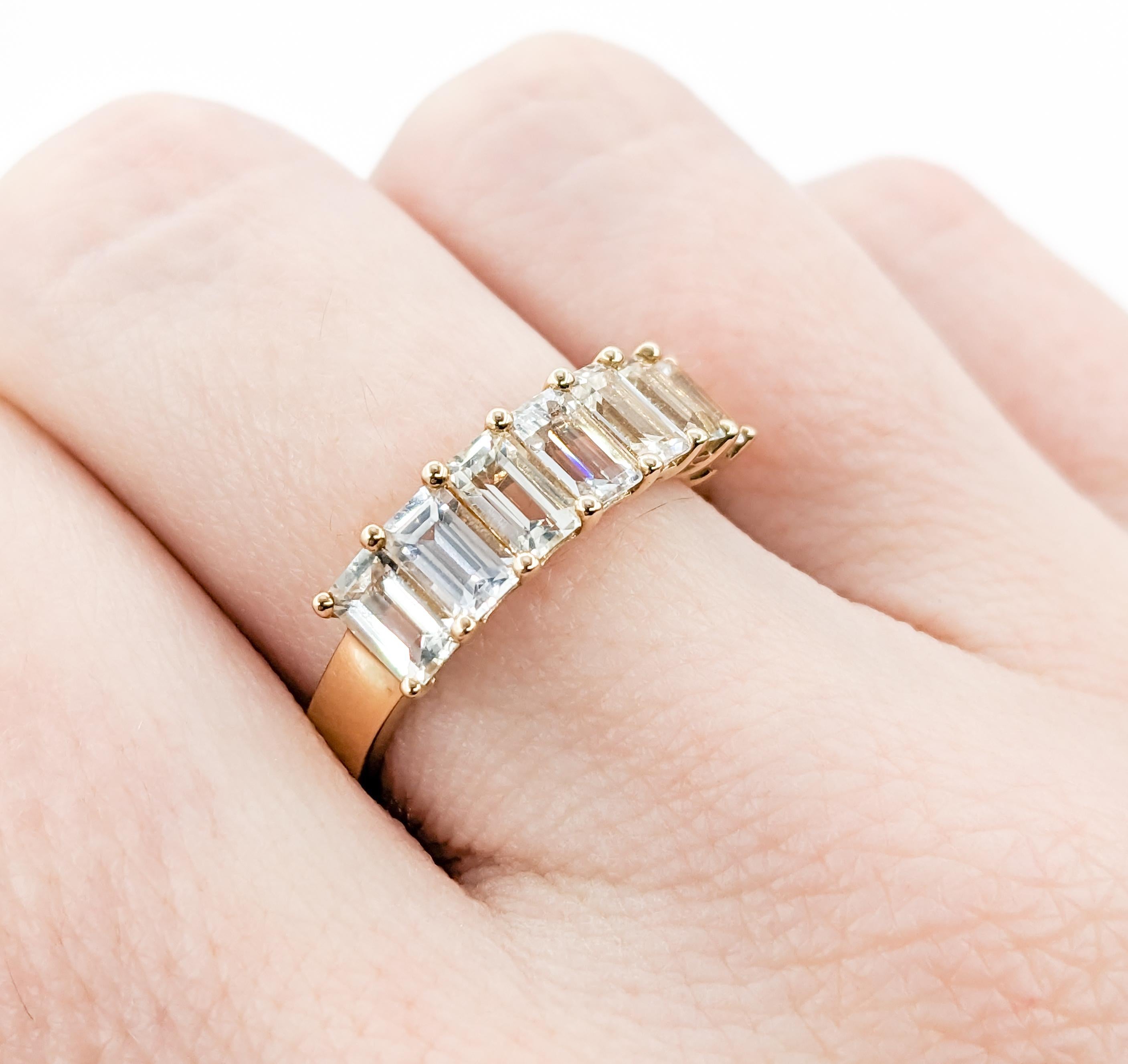 Women's 3.36ctw Emerald Cut Sapphires Ring In Yellow Gold For Sale