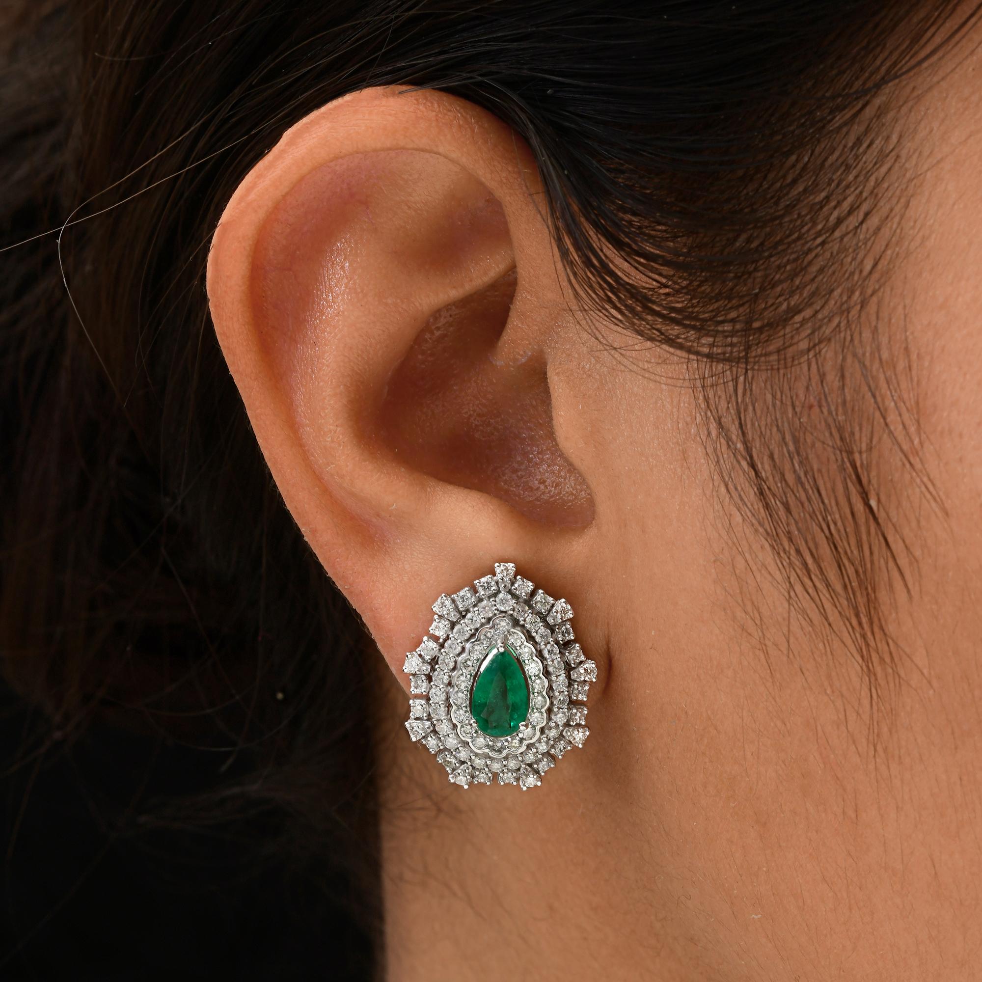 3.36Tcw sambischen Smaragd Halo Rundschliff Diamant Braut Ohrstecker 18K Gold Damen im Angebot