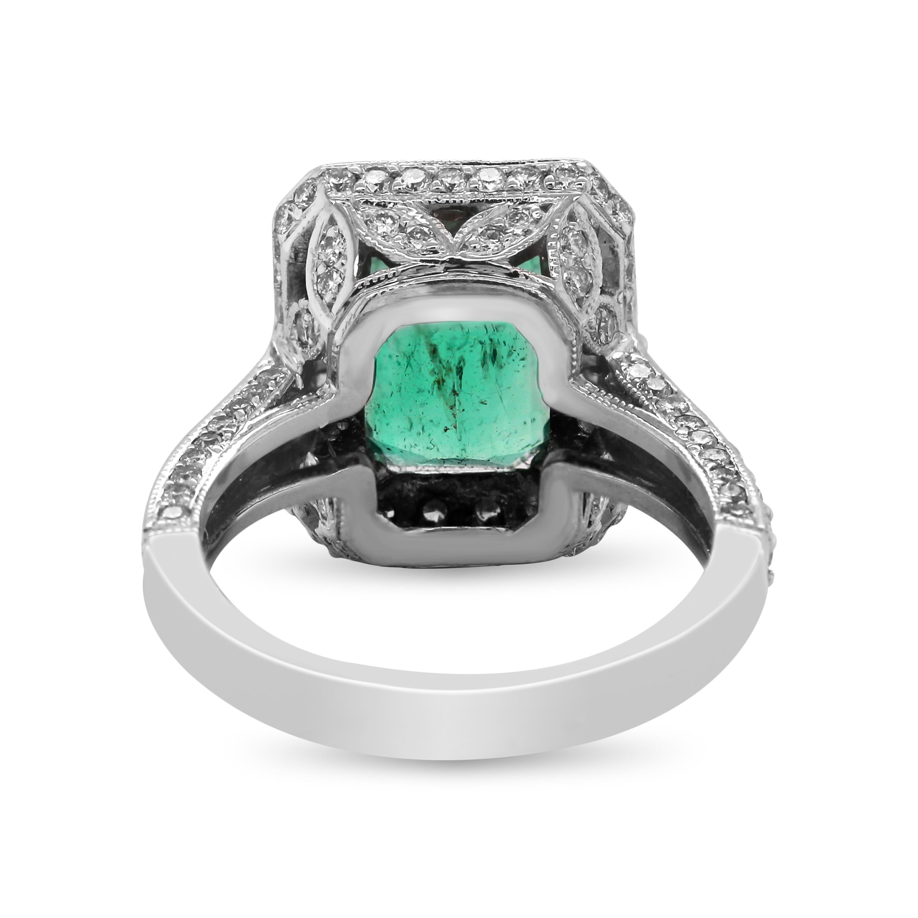 3.37 Carat Emerald 14 Karat White Gold Diamond Cocktail Ring Excellent état - En vente à Boca Raton, FL