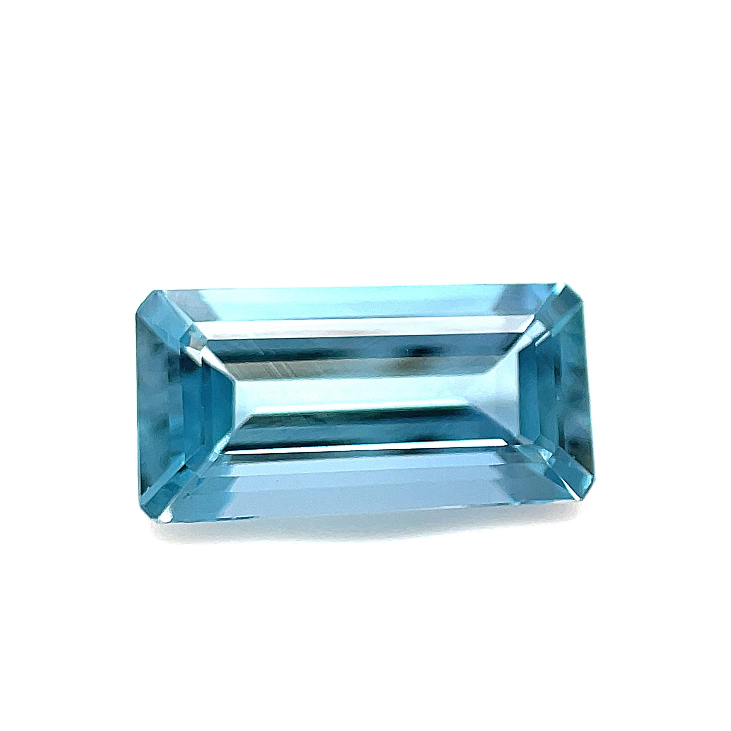 Artisan 3.37 Carat Emerald Cut Octagonal Loose Unset Aquamarine Gemstone For Sale