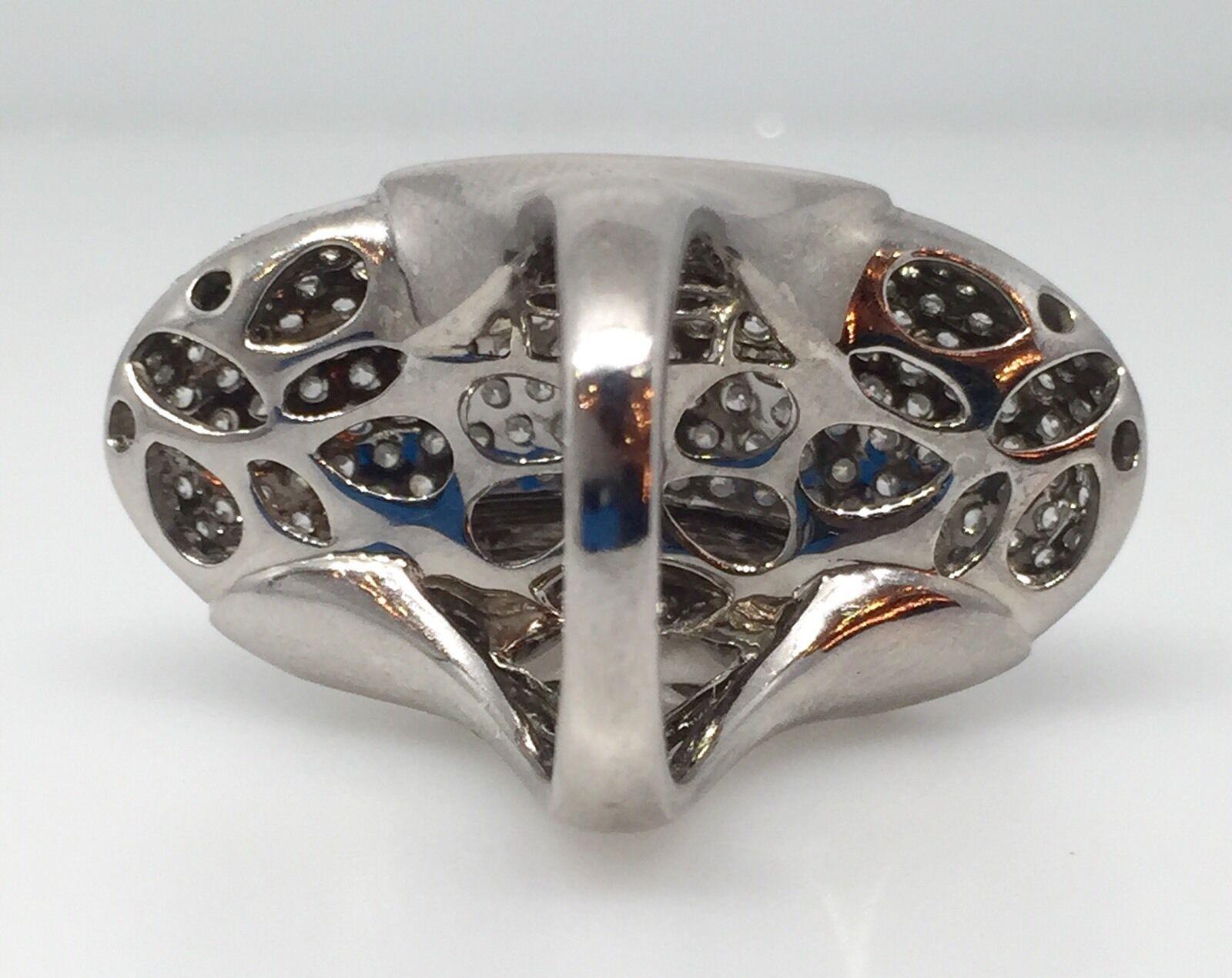 Women's or Men's 3.37 carat Pavé Diamond Vertical Cocktail Ring in 18K White Gold For Sale