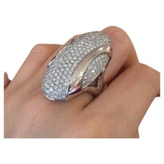 Bague cocktail verticale en or blanc 18 carats avec pavé de diamants de 3,37 carats