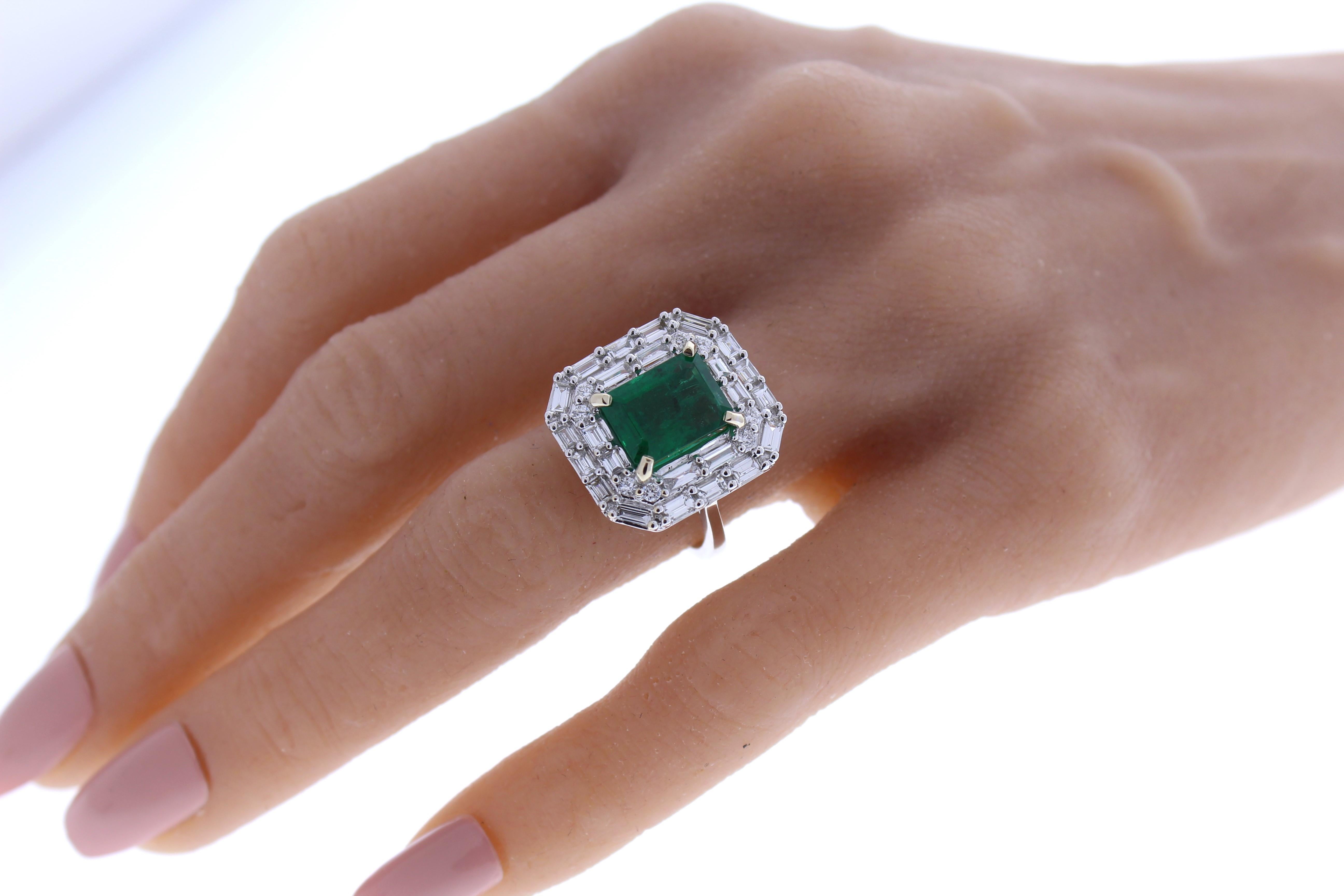 Cushion Cut 3.37 Carat Weight Green Emerald & Baguette Diamond Fashion Ring in 18k W. Gold For Sale
