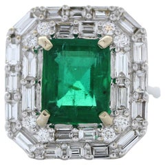 3.37 Carat Weight Green Emerald & Baguette Diamond Fashion Ring in 18k W. Gold
