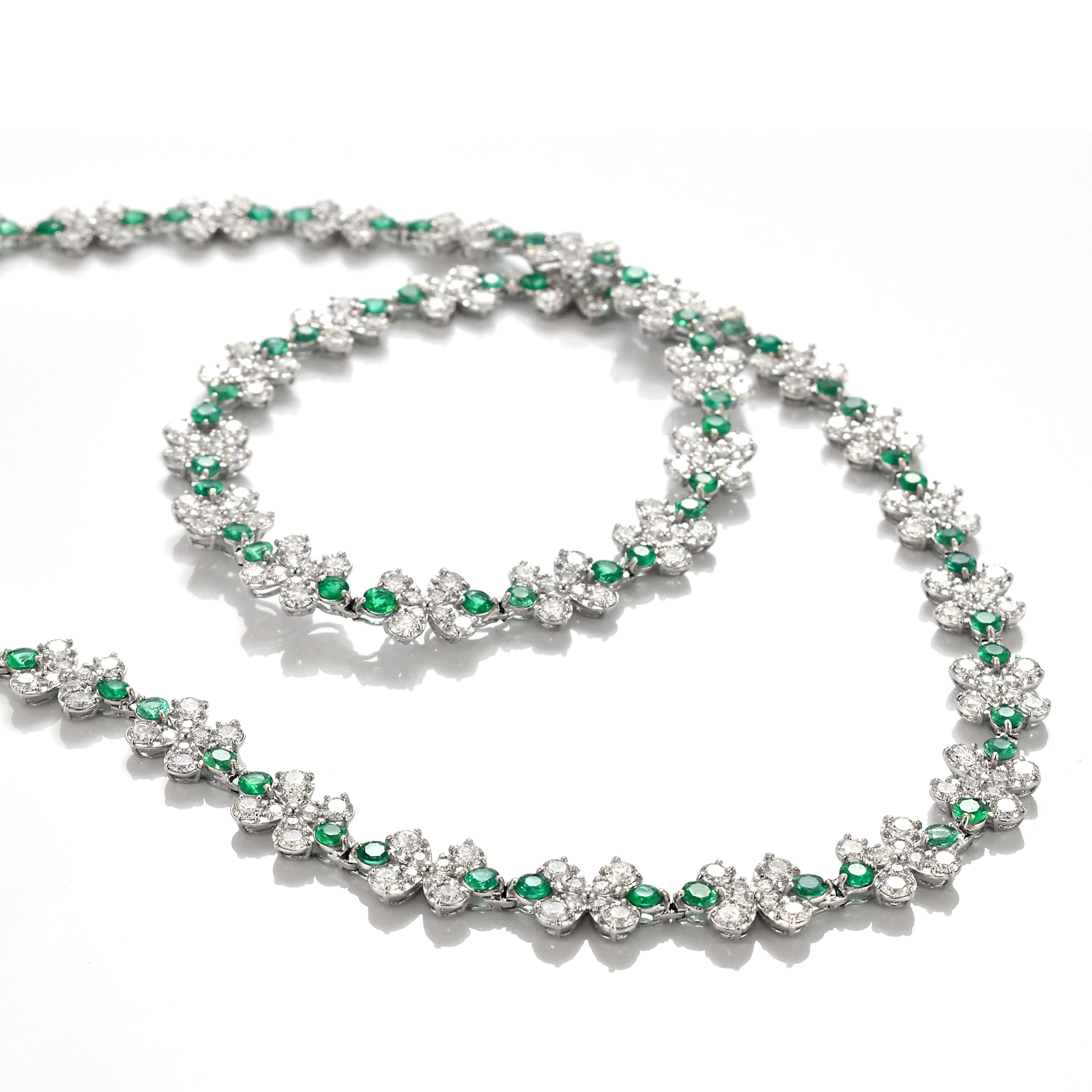 3.37 Carats Natural Emerald and Diamonds Tennis Necklace Made in Platinum 3