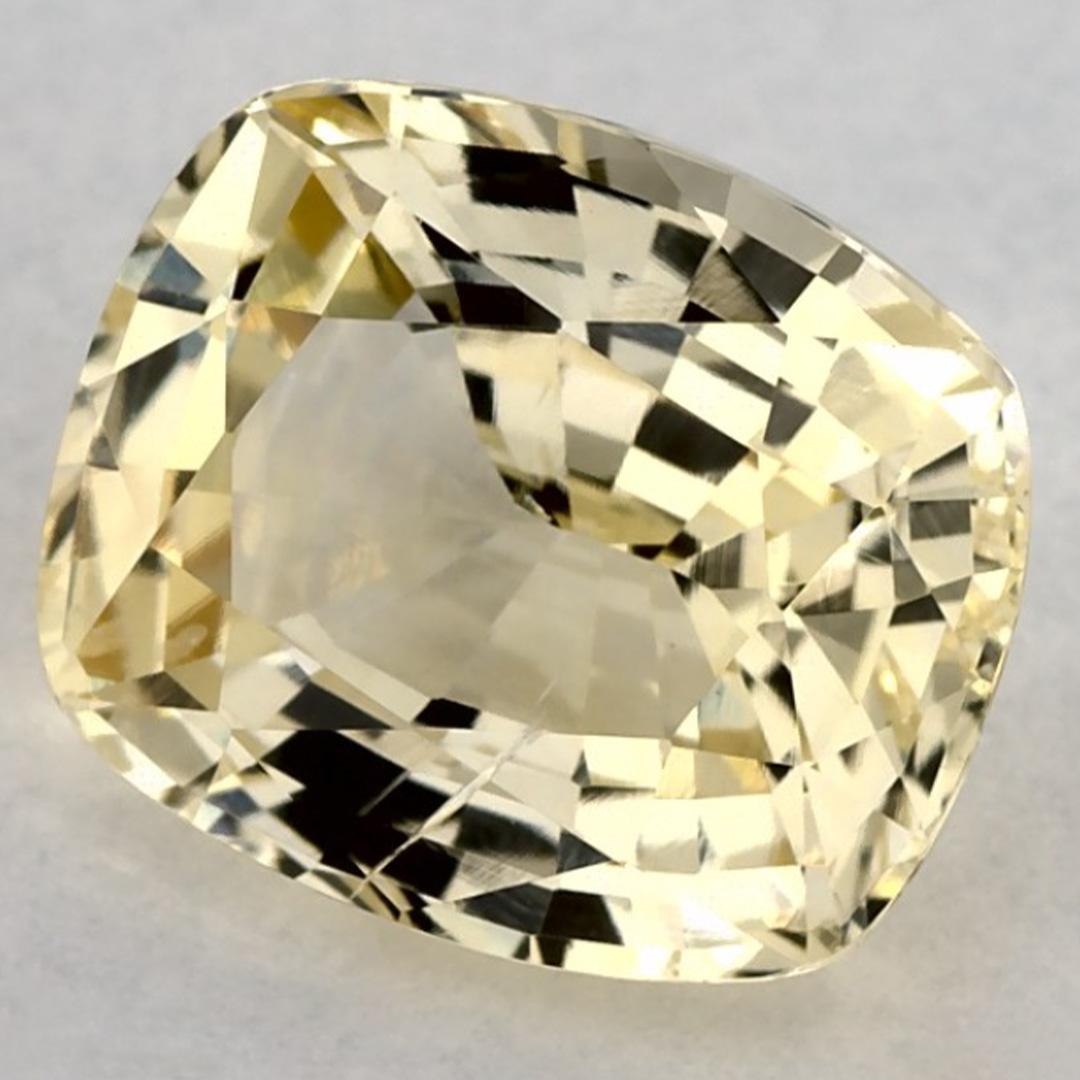 Taglio cuscino 3,37 Ct Zaffiro Giallo Cuscino Certificato Gemma Sciolta in vendita