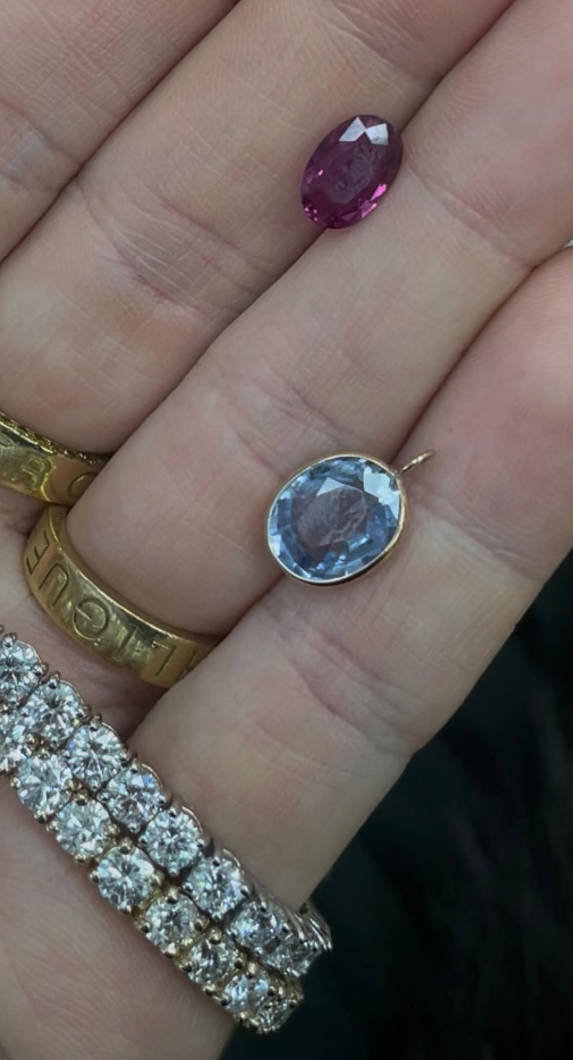 Ciondolo con zaffiro di Ceylon da 3,37 carati 1