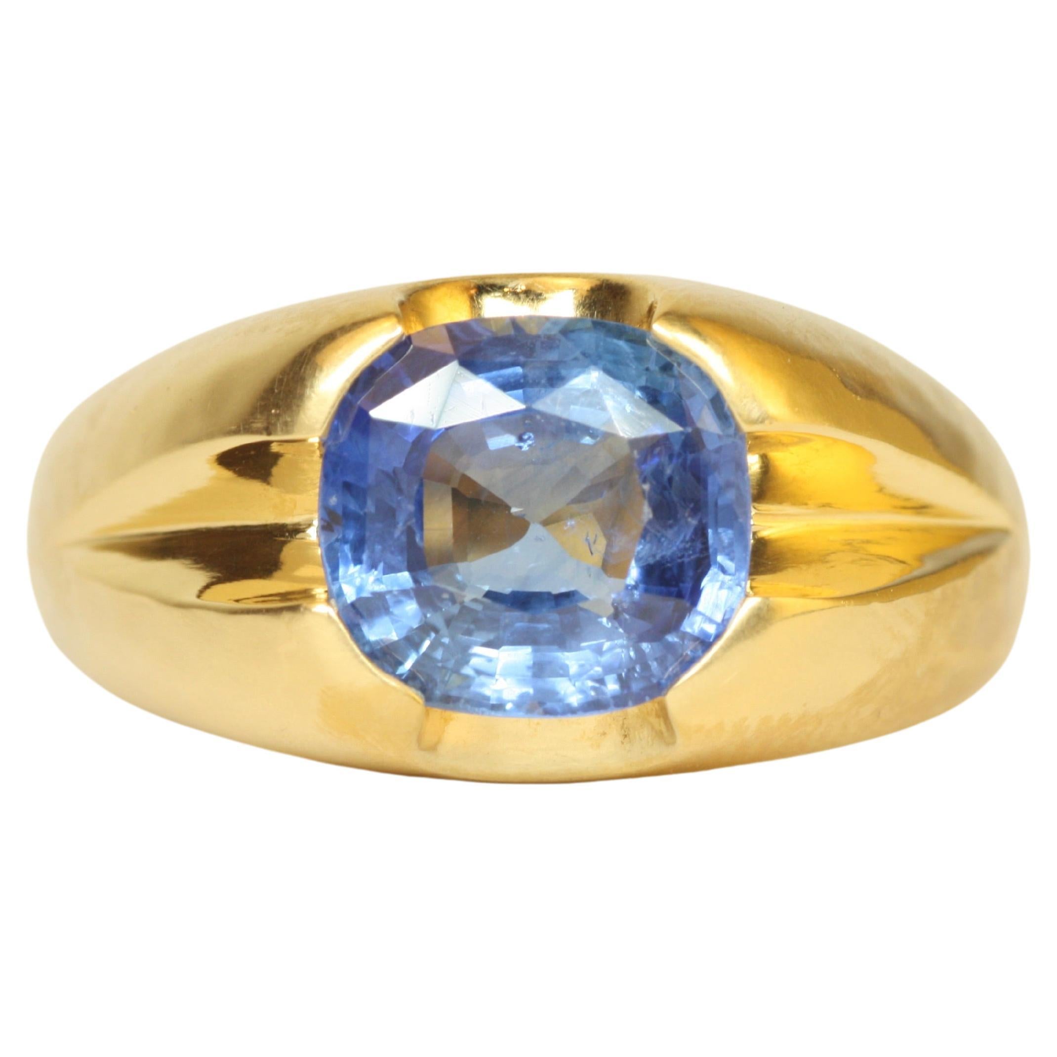 3.38 Carat Ceylon Blue Sapphire 22K Gold Oval Solitaire Split-Shank Ring