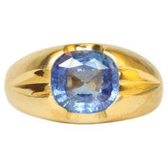 3.38 Carat Ceylon Blue Sapphire 22K Gold Oval Solitaire Split-Shank Ring