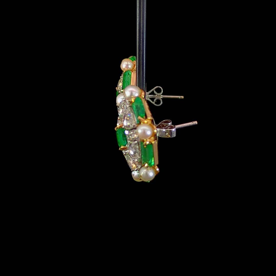 3.38 Carat Pearl and 5.95 Carat Emerald Earring In New Condition For Sale In New York, NY
