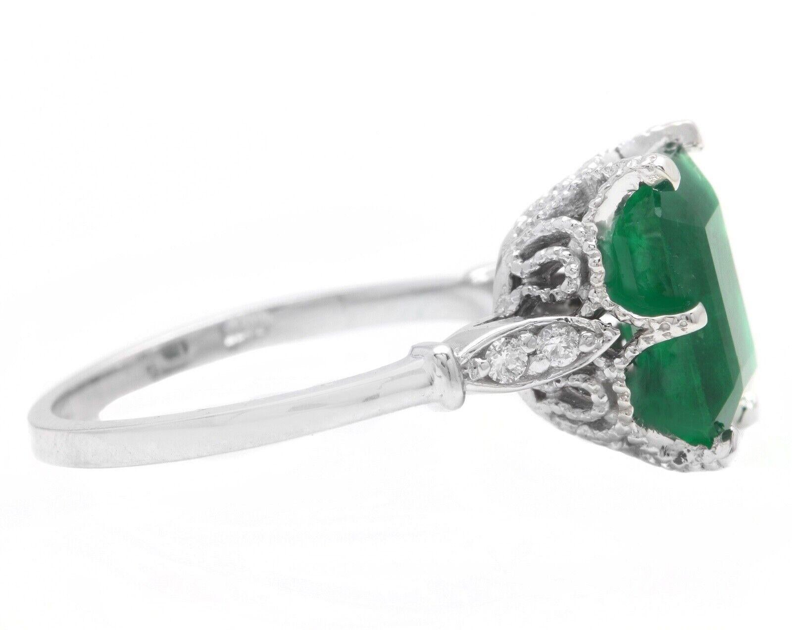 Mixed Cut 3.38 Carats Natural Emerald and Diamond 14K Solid White Gold Ring For Sale