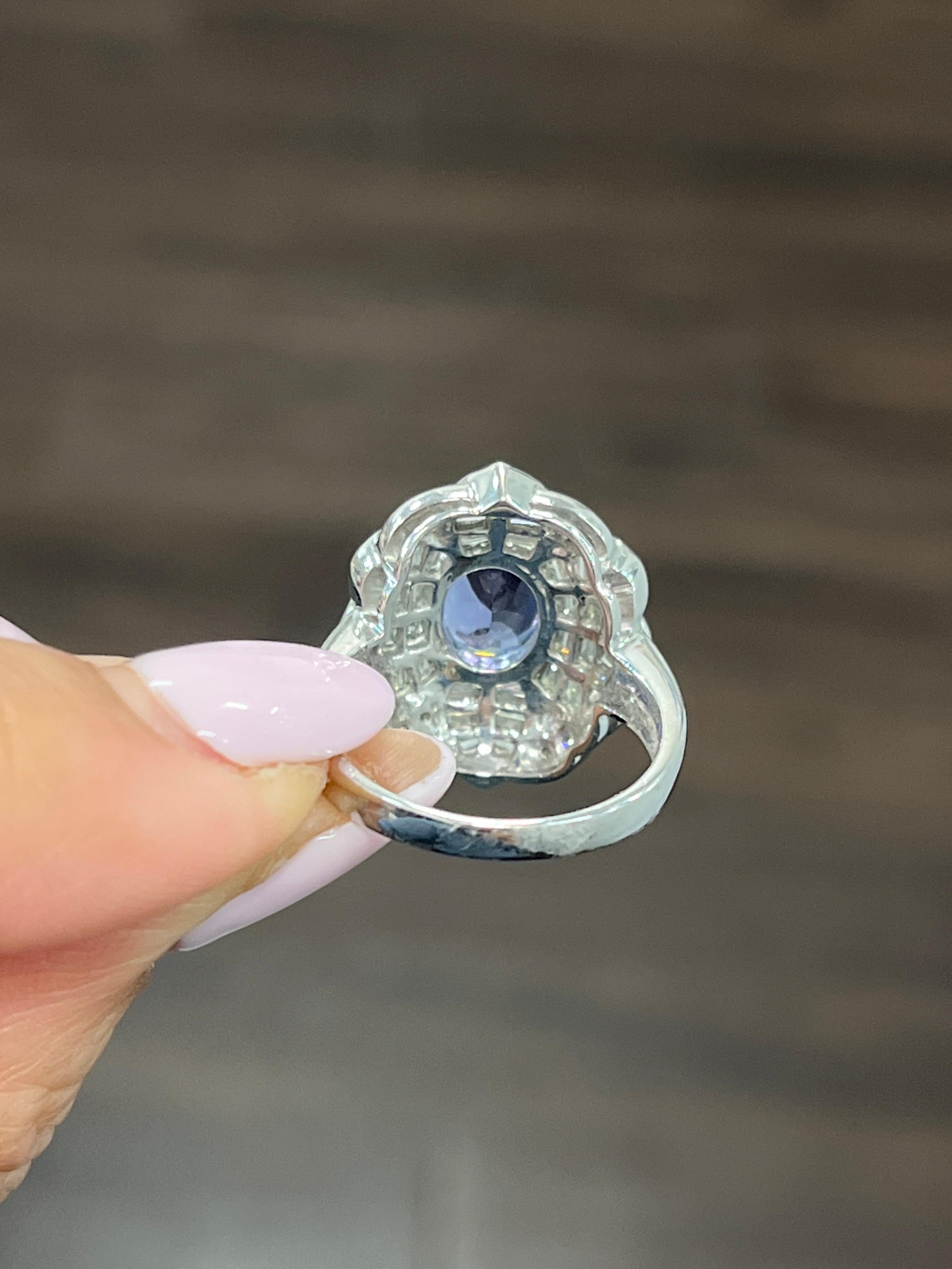 3.38 ct Tanzanite & Diamond Ring In New Condition For Sale In Chicago, IL