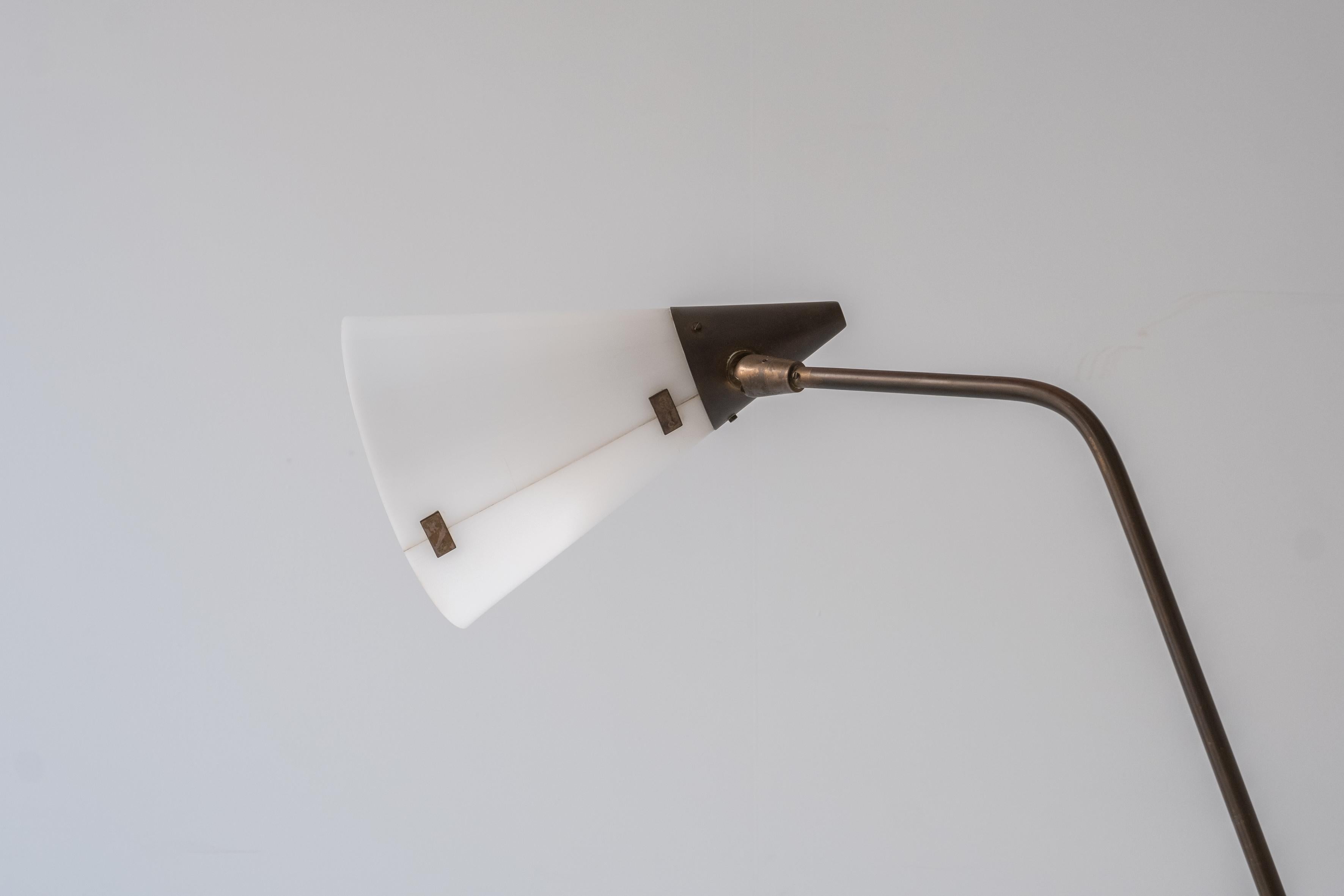 339-2 PX floor lamp by Angelo and Giuseppe Ostuni for Oluce, Italy 1952 For Sale 3