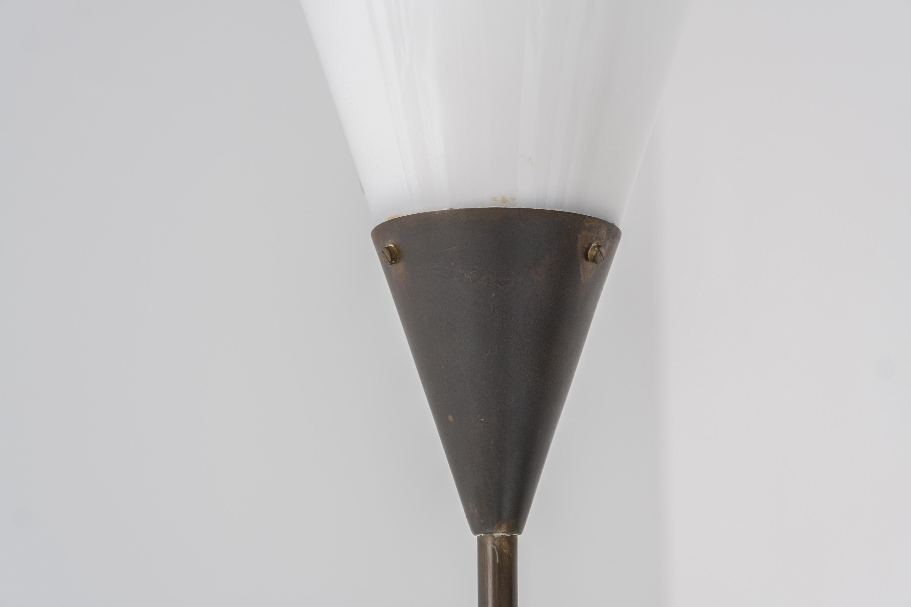 339-2 PX floor lamp by Angelo and Giuseppe Ostuni for Oluce, Italy 1952 For Sale 7