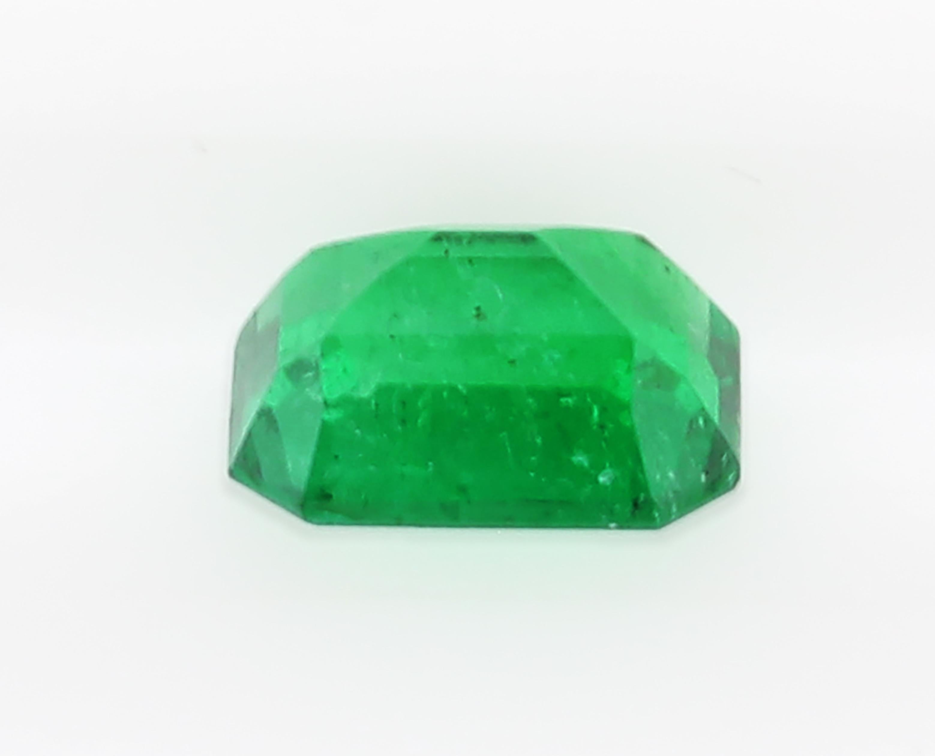 Emerald Cut 3.39 Carat A.G.L Certified Emerald Gemstone For Sale