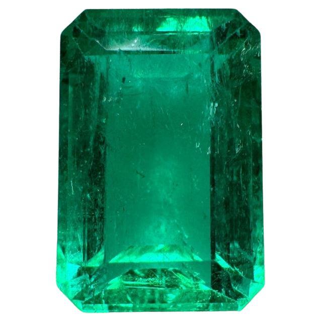 3,39 Quilates Esmeralda Colombiana Suelta Verde Azulada Viva - Talla Alargada Mayo