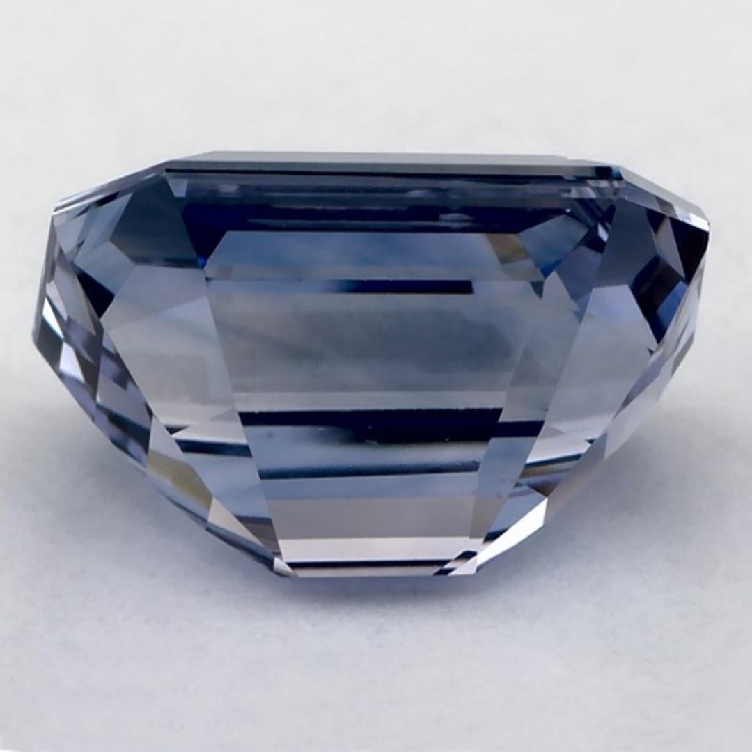 Women's or Men's 3.39 Ct Blue Sapphire Octagon Cut Loose Gemstone For Sale
