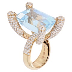 33.98 Ct Aquamarine and 5.30 Ct Brilliant-Cut White Diamonds Prong Cocktail Ring
