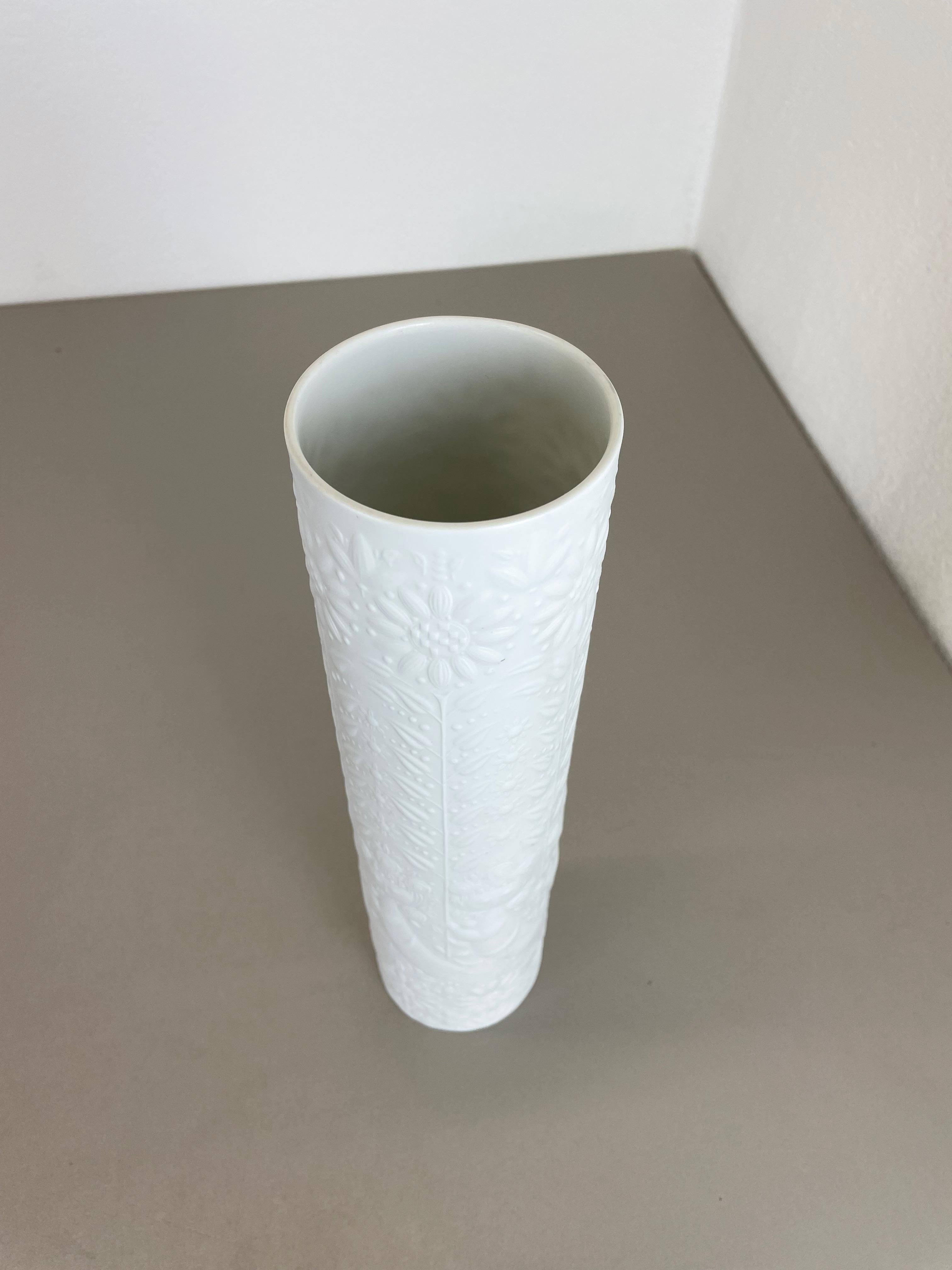 33cm Op Art Vase by Björn Wiinblad for Rosenthal Studio Line Germany, 1970s For Sale 4