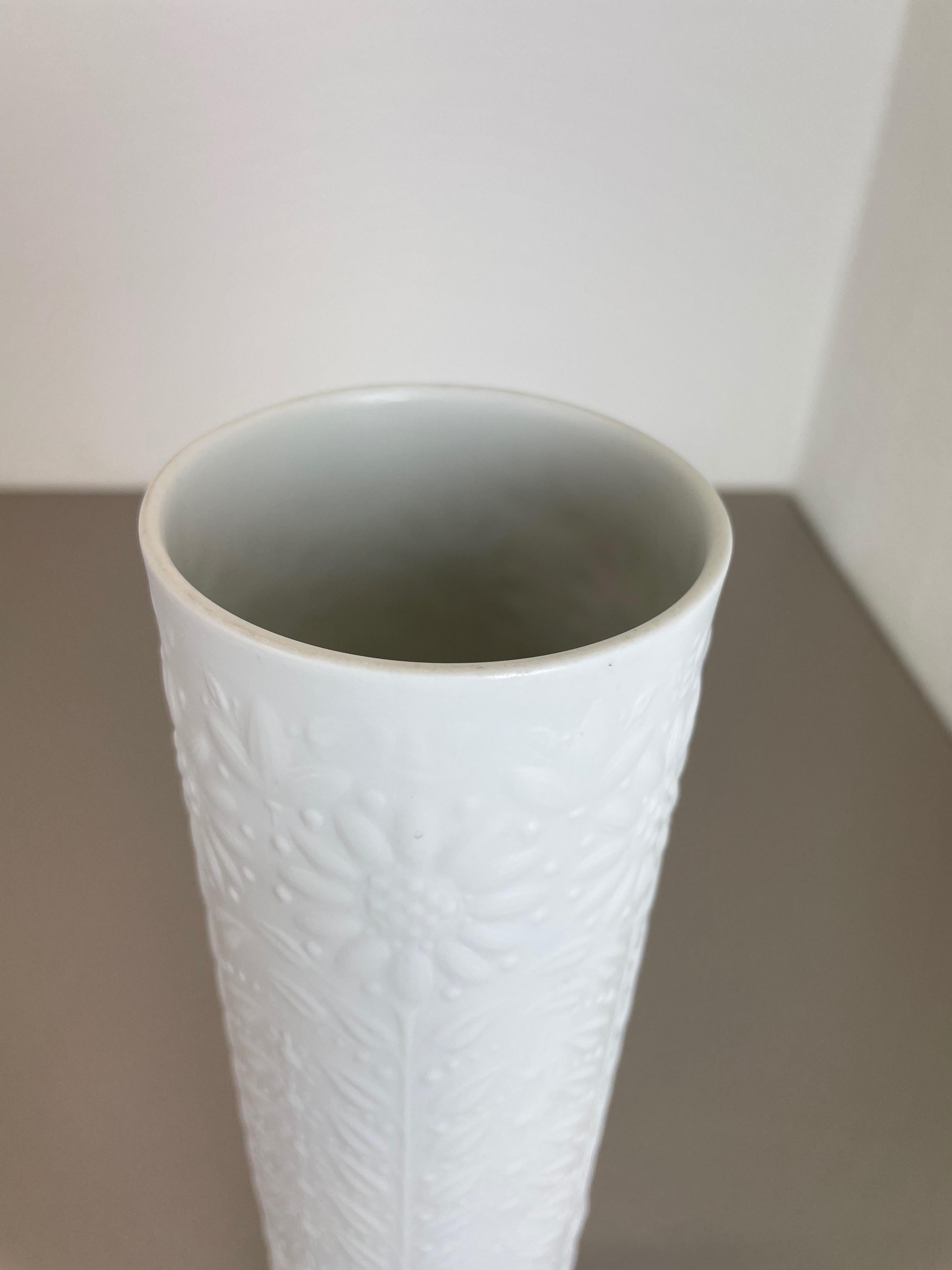 Porcelaine Vase Op Art de 33 cm par Björn Wiinblad pour Rosenthal Studio Line Allemagne, années 1970 en vente