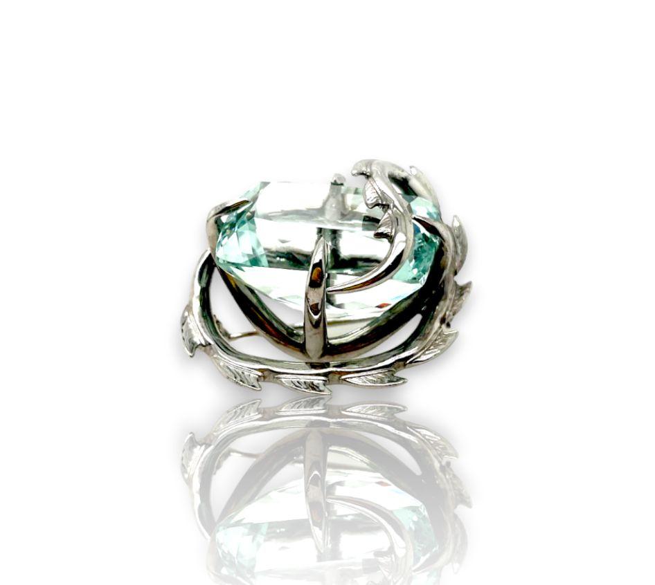Artisan Broche/pendentif dragon crocodile en or blanc 18 ct aigue-marine en vente