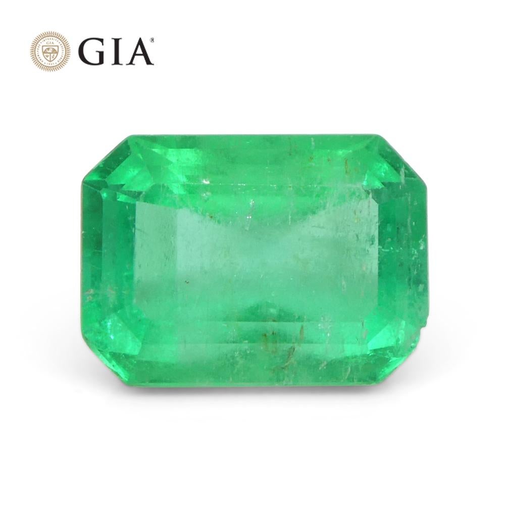 3.3ct Octagonal/Emerald Green Emerald GIA Certified Colombia   For Sale 3