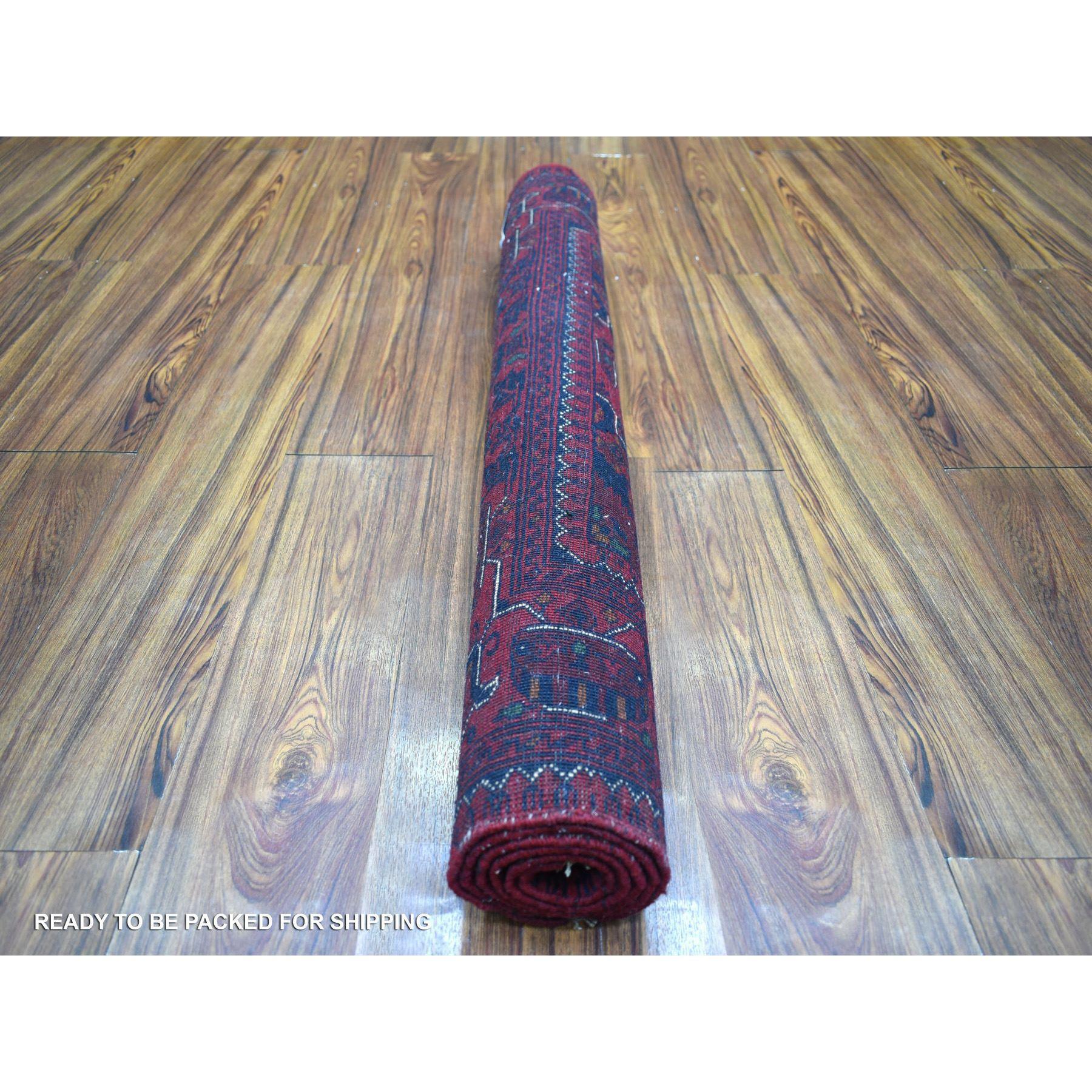 Hand-Knotted 3'3