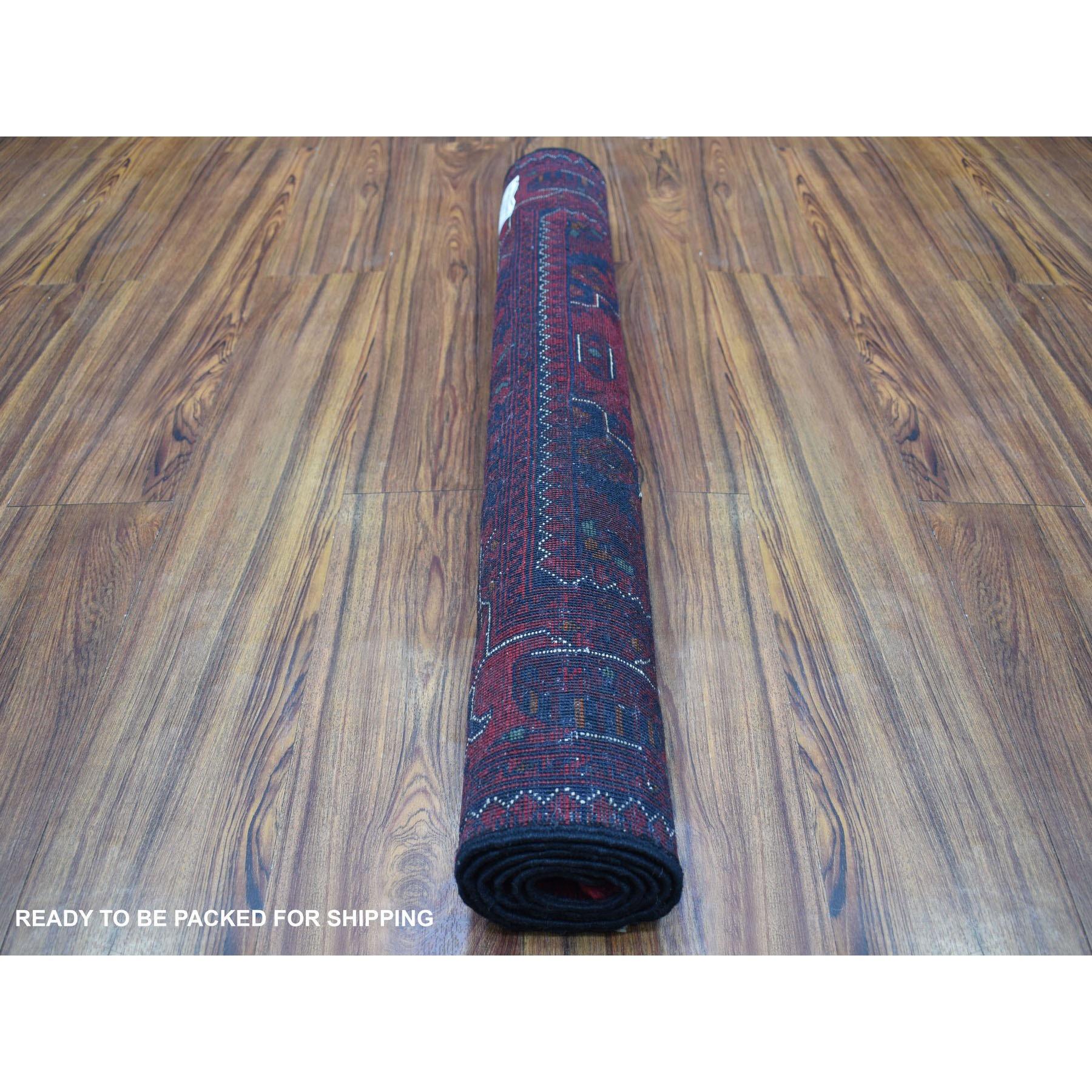 Hand-Knotted 3'3