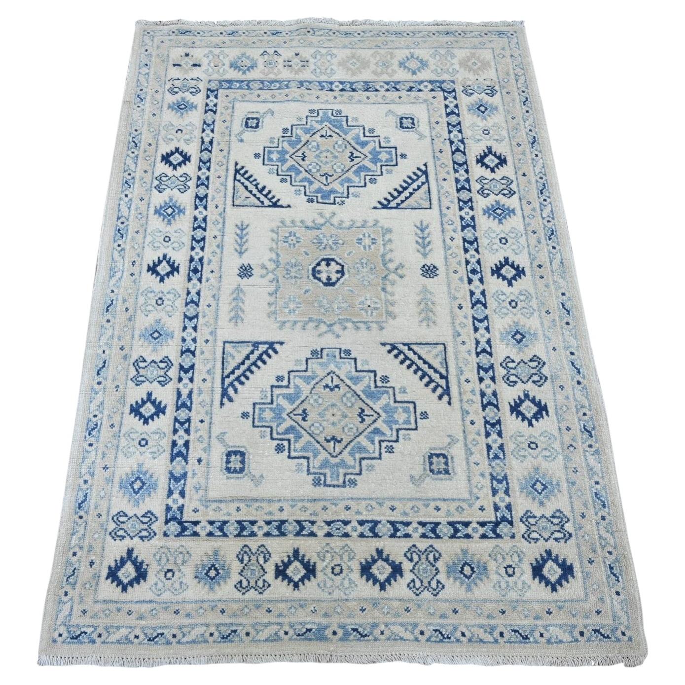 3'3"x4'8" Ivory Vintage Look Kazak with Medallions Hand Knotted Pure Wool Rug
