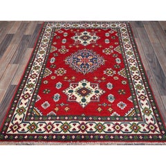 3'3 "x4'9" Alfombra de Lana Anudada a Mano Kazak Rojo Baya con Diseño de Medallones Tribales
