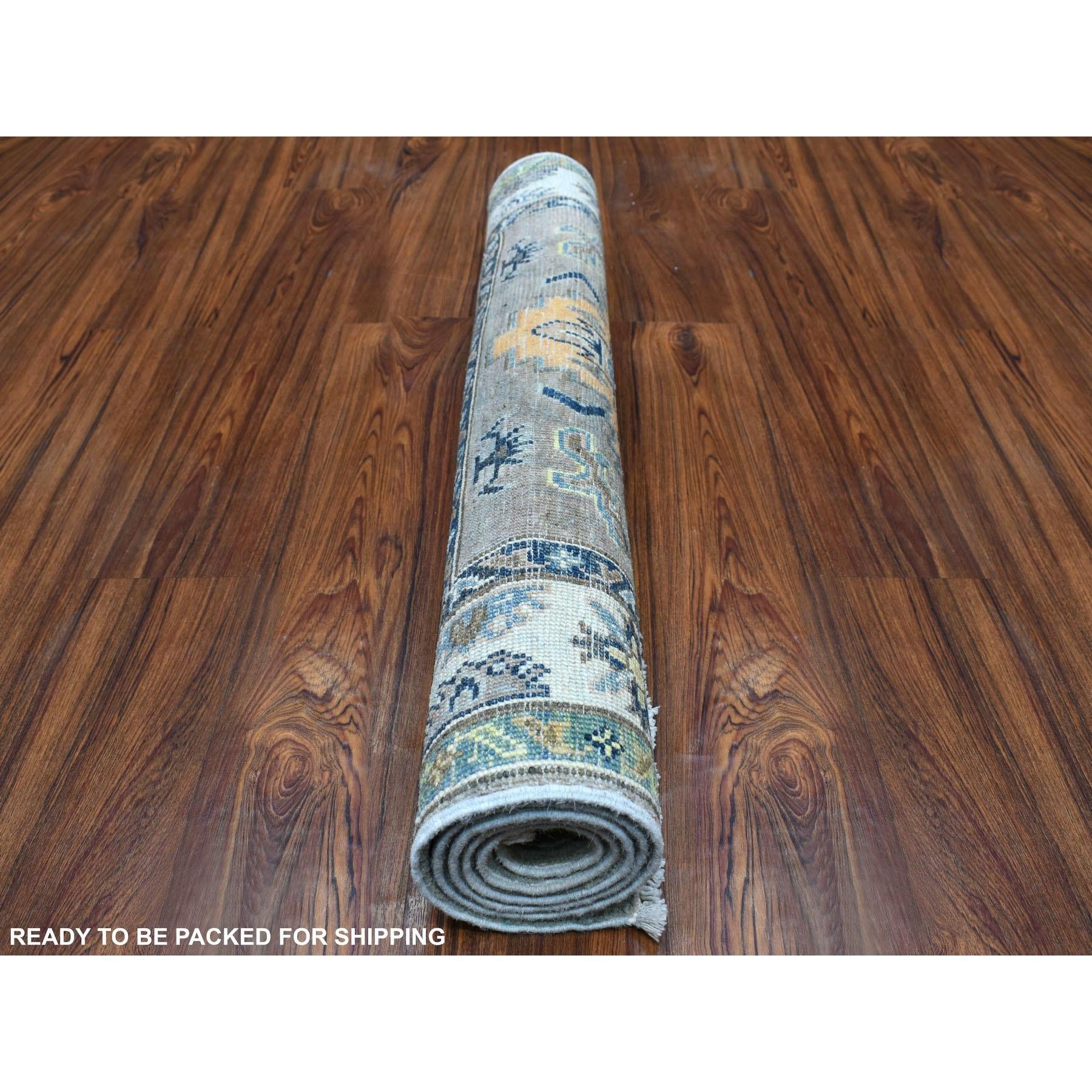 Hand-Knotted 3'3