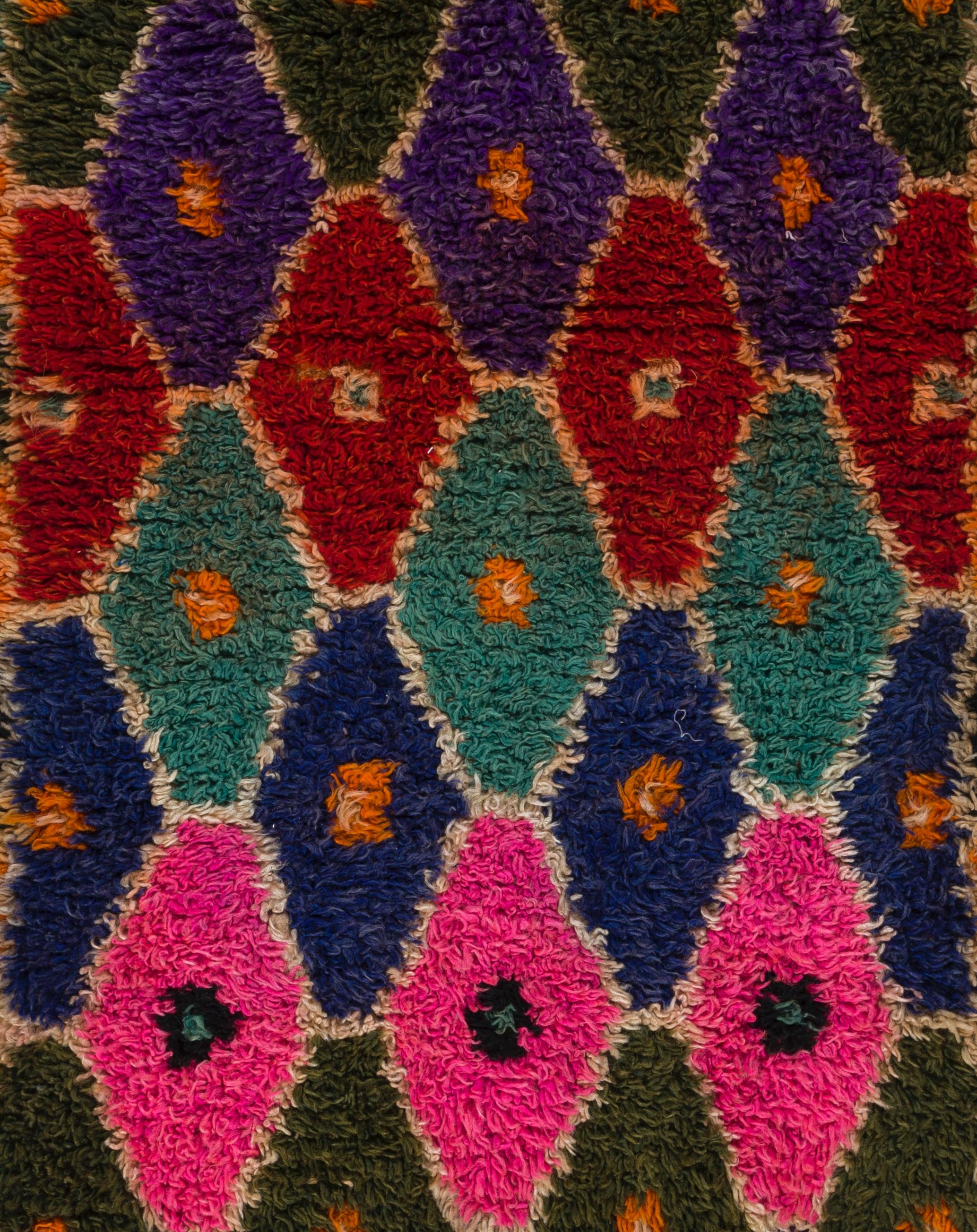 3.3x5.6 Ft Vintage Handmade Wool Tulu Rug from Central Turkey in Bright Colors In Good Condition For Sale In Philadelphia, PA