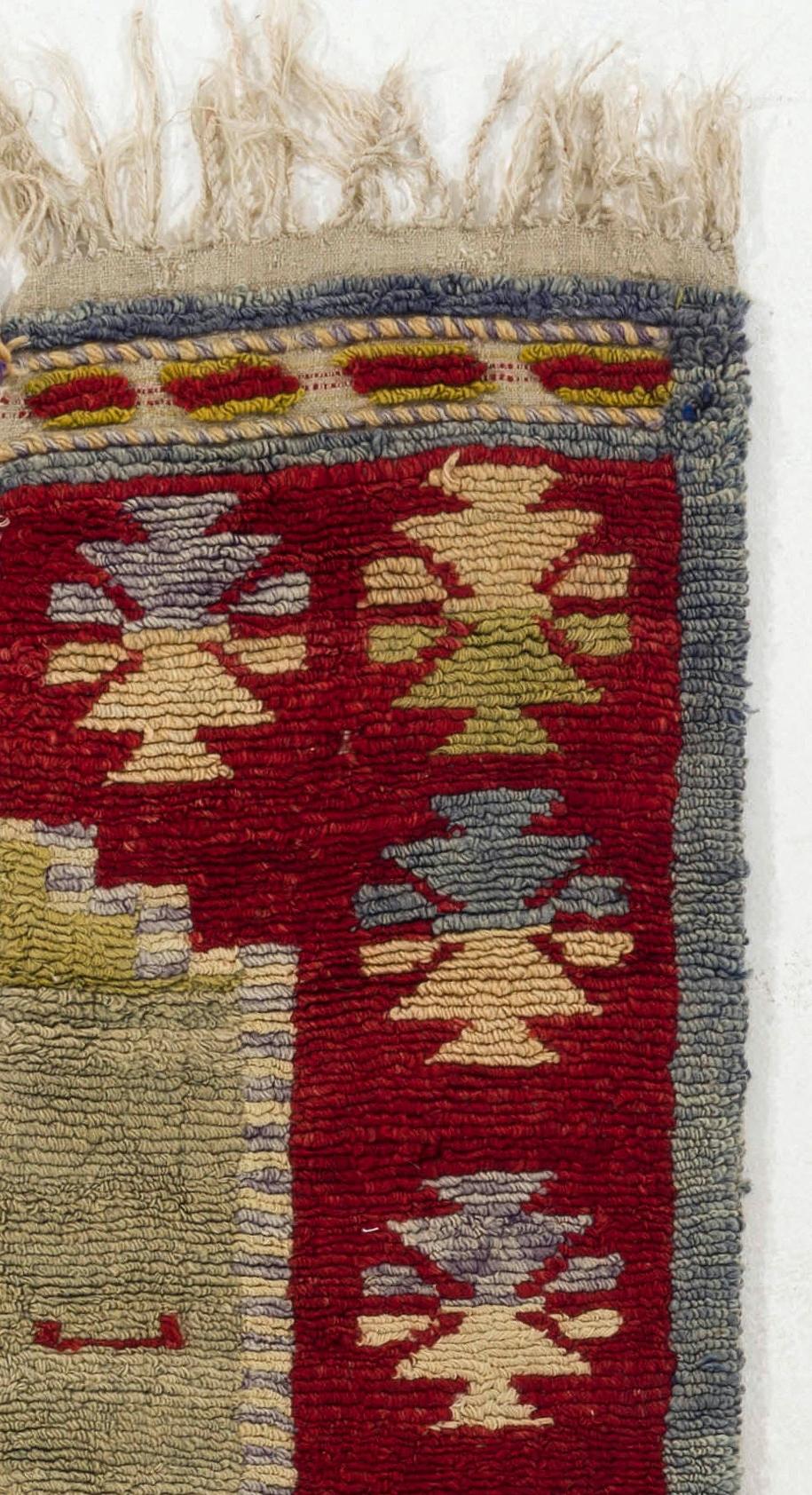 Turc 3.3x6.4 Ft One-of-a-Kind Vintage Handmade Turkish Tulu Accent Rug Made of Wool (Tapis d'accent turc en laine) en vente