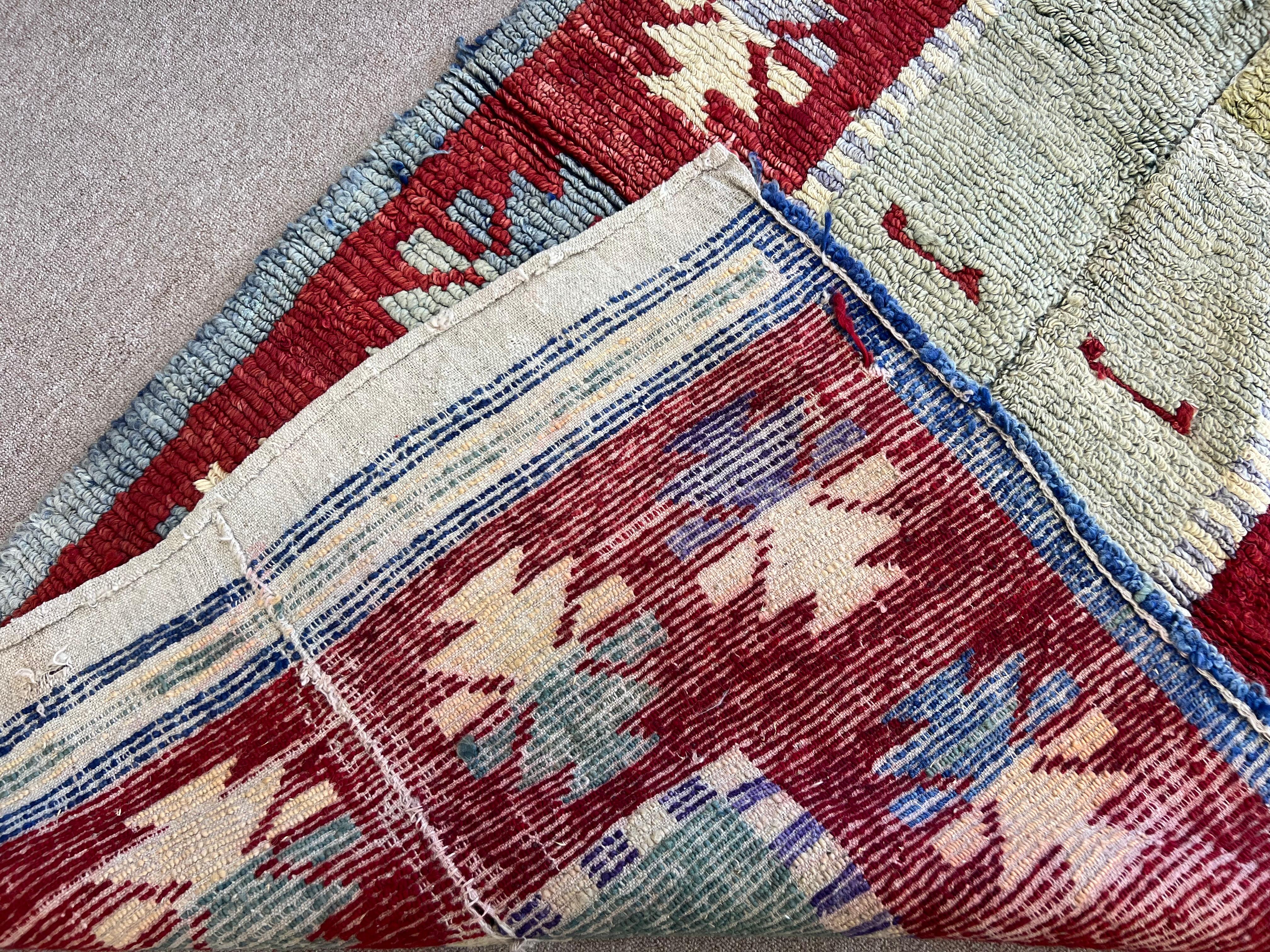 3.3x6.4 Ft One-of-a-Kind Vintage Handmade Turkish Tulu Accent Rug Made of Wool (Tapis d'accent turc en laine) en vente 7