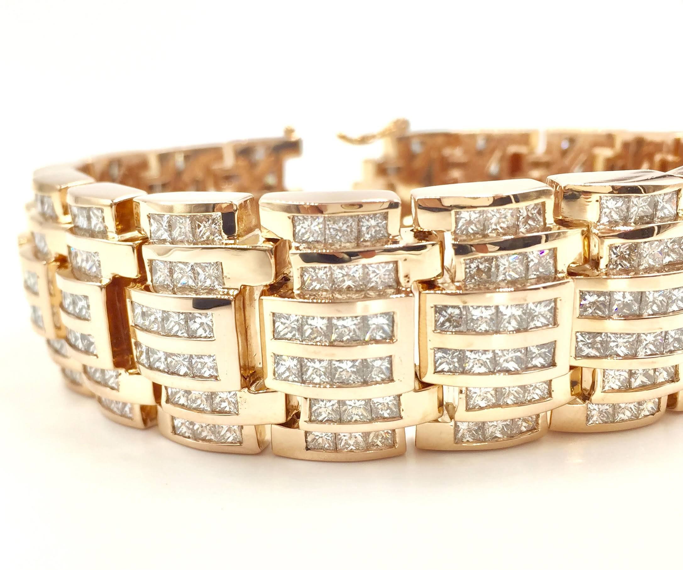 Women's or Men's 34 Carat Total Weight Diamond 14 Karat Rose Gold Wide Link Bracelet For Sale