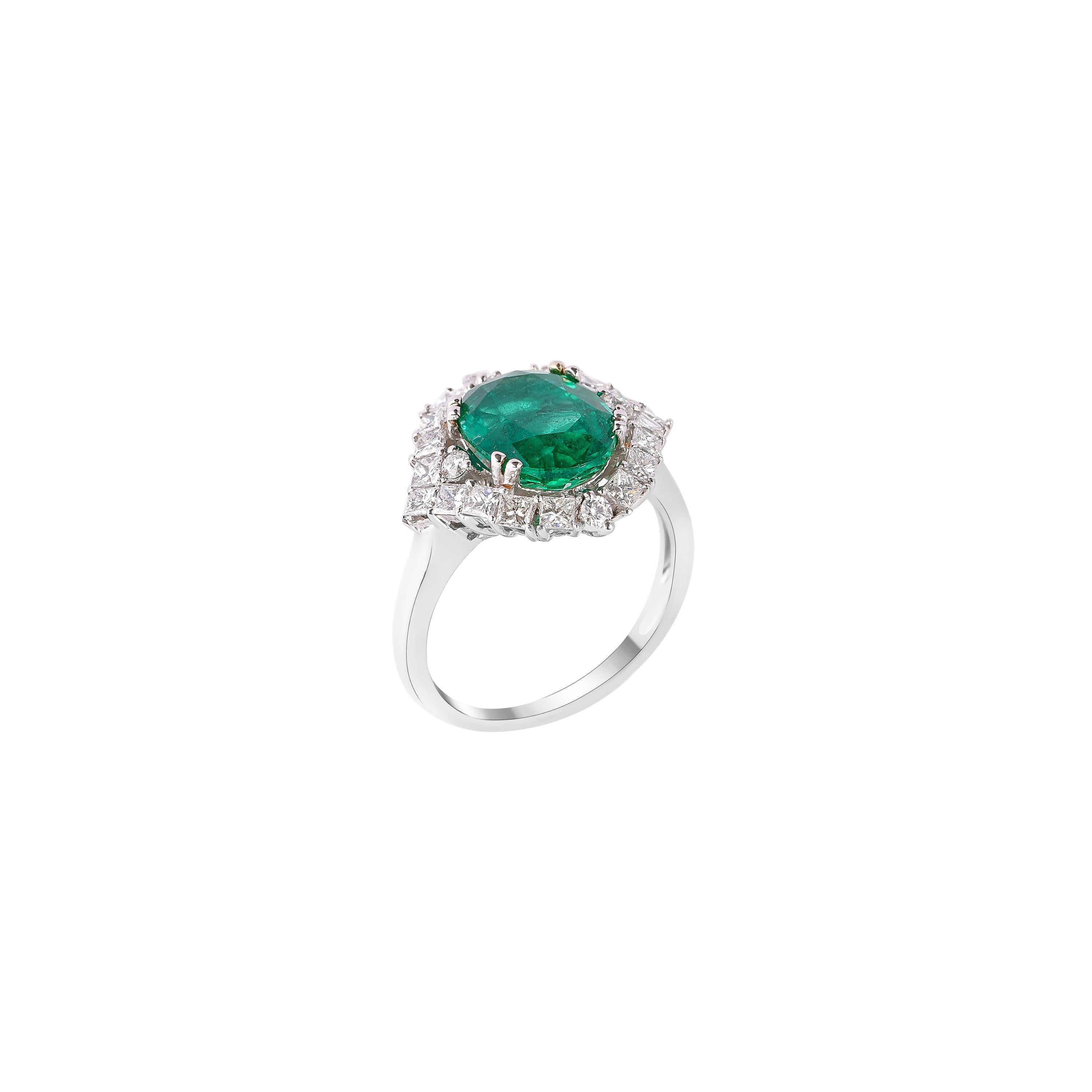 Contemporary GRS Certified 3.4 Carat Zambian Emerald and Diamond Ring in 18 Karat White Gold For Sale