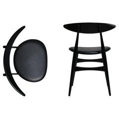 34 Hans J Wegner Black Laquered Oak Dining Chairs, Model CH 33 for Carl Hansen