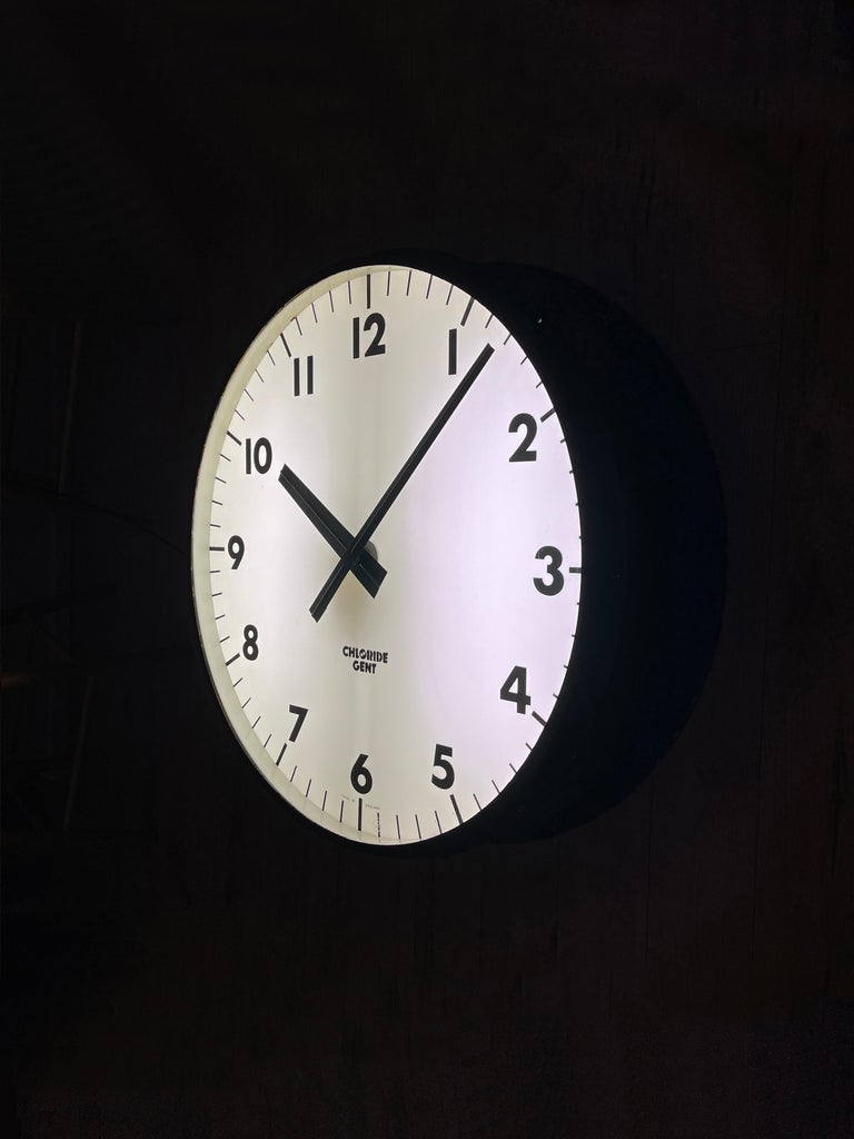 Late 20th Century Illuminated Gents Gent of Leicester Railway Station Factory Wall Clock For Sale