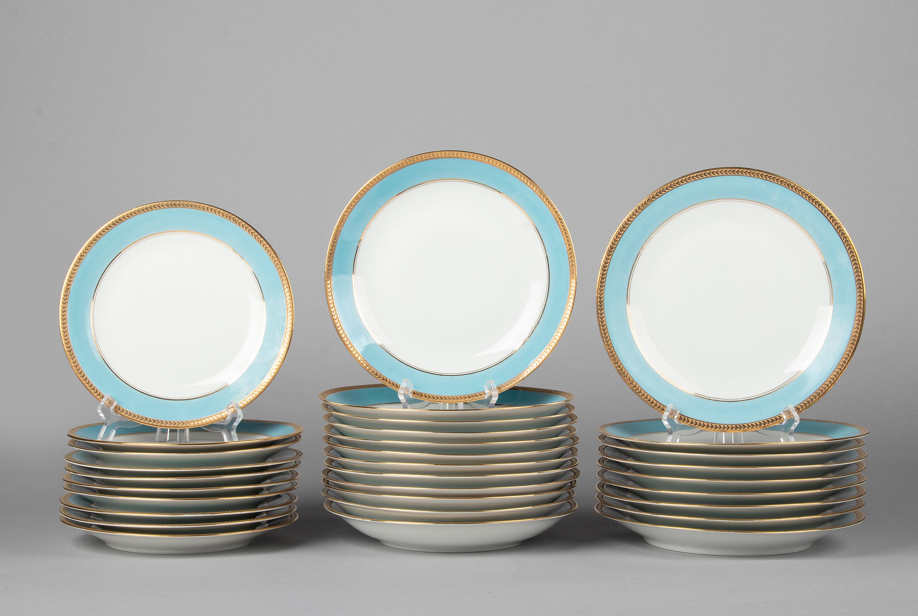 Empire 34-Piece Early 20th Century Porcelain Tableware by Limoges