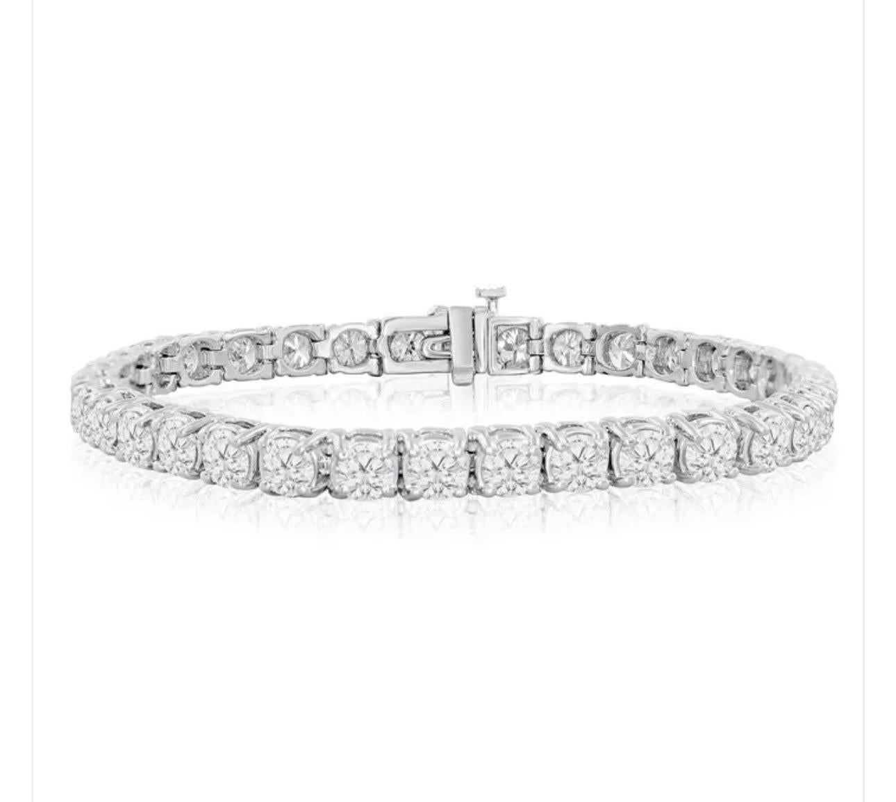 Bracelet tennis de 34 diamants ronds et 35 pointes chacun en or 14 carats 11,9 carats 7 