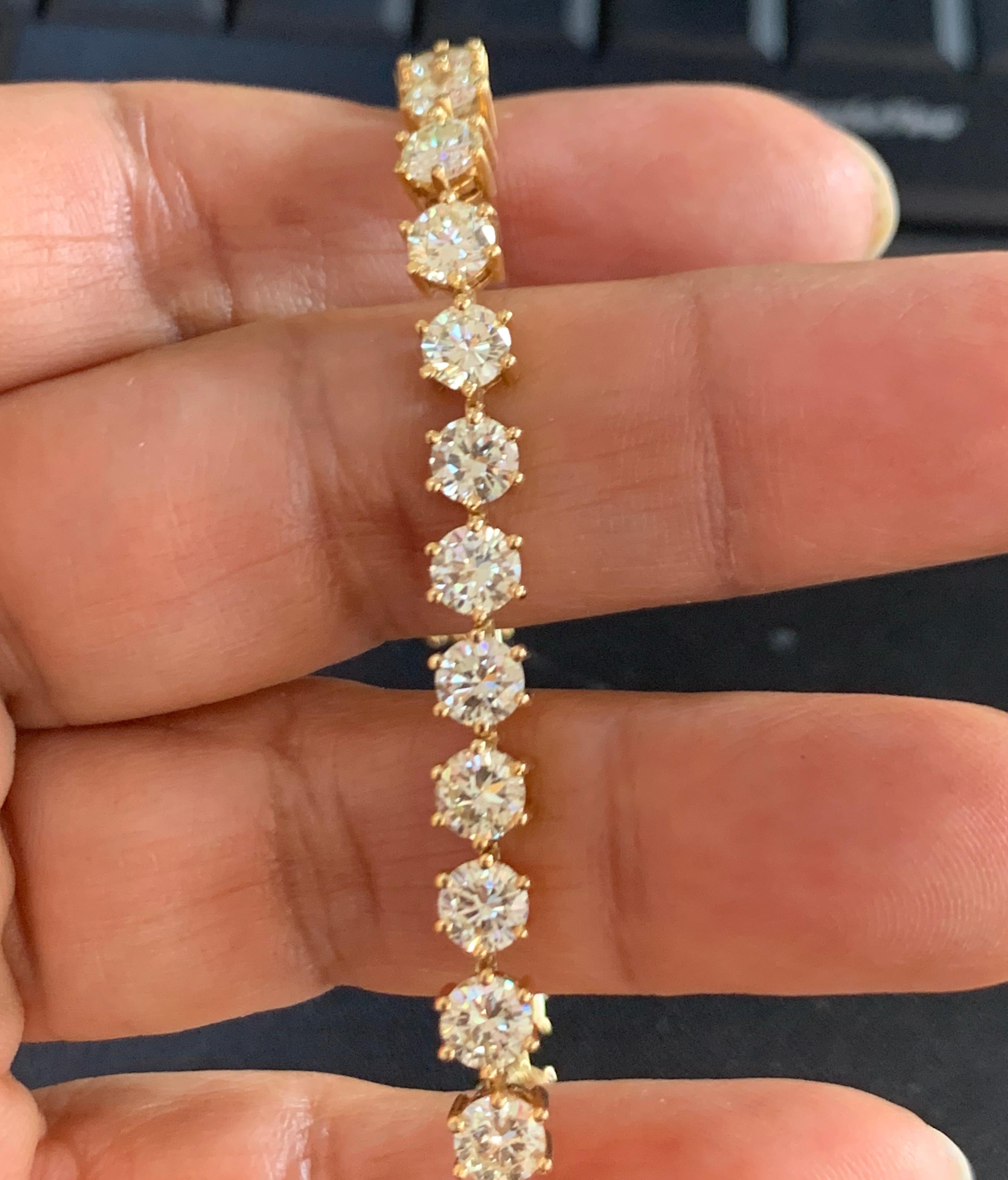 34 Round Diamond 50 Pointer Each Tennis Bracelet in 18 K Yellow Gold TDW 17 Ct  In Excellent Condition In New York, NY