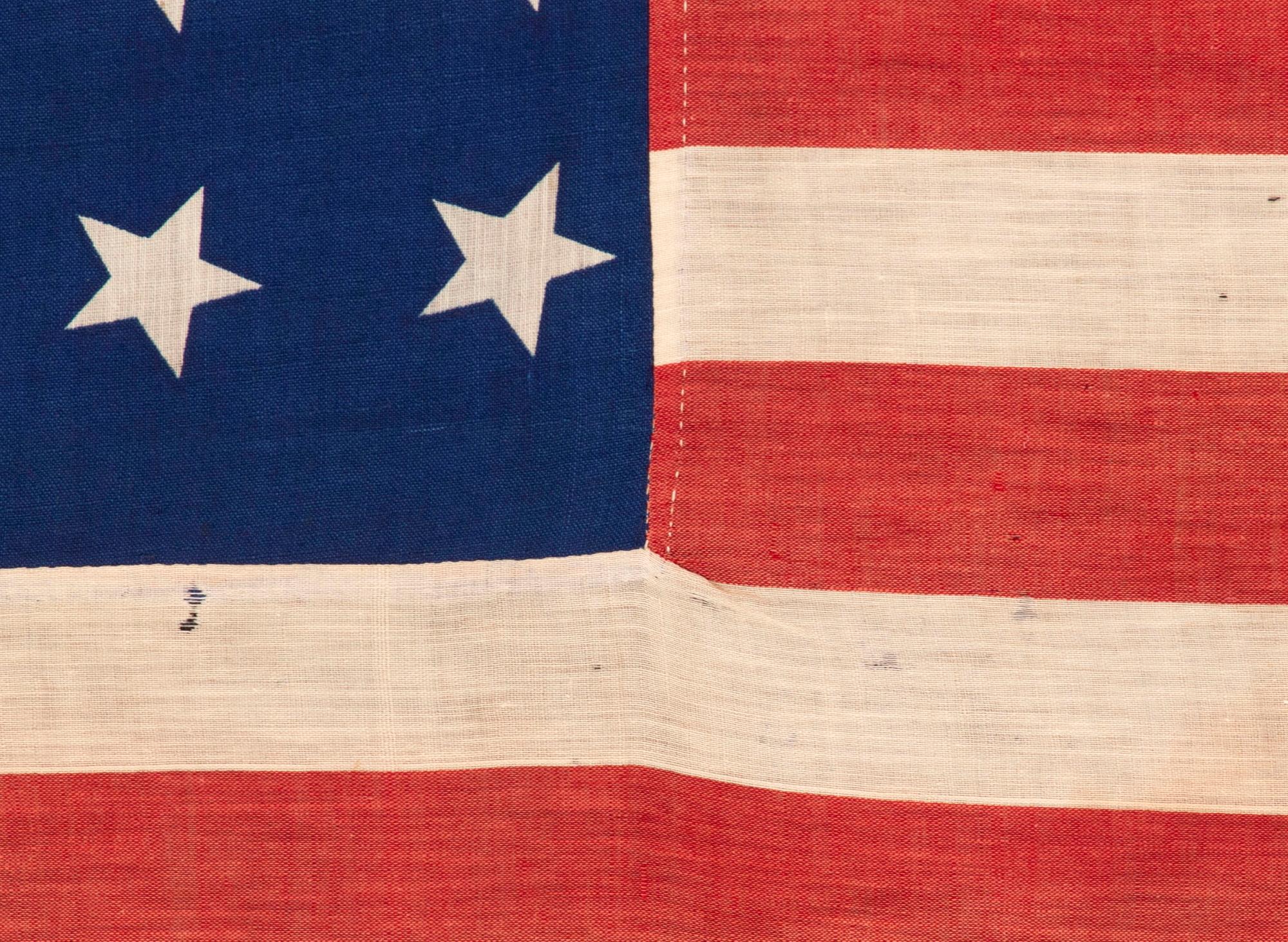 34 STAR AMERICAN FLAG, CIVIL WAR PERIOD, 1861-63, a RARE STYLE, KANSAS STATEHOOD In Good Condition For Sale In York County, PA