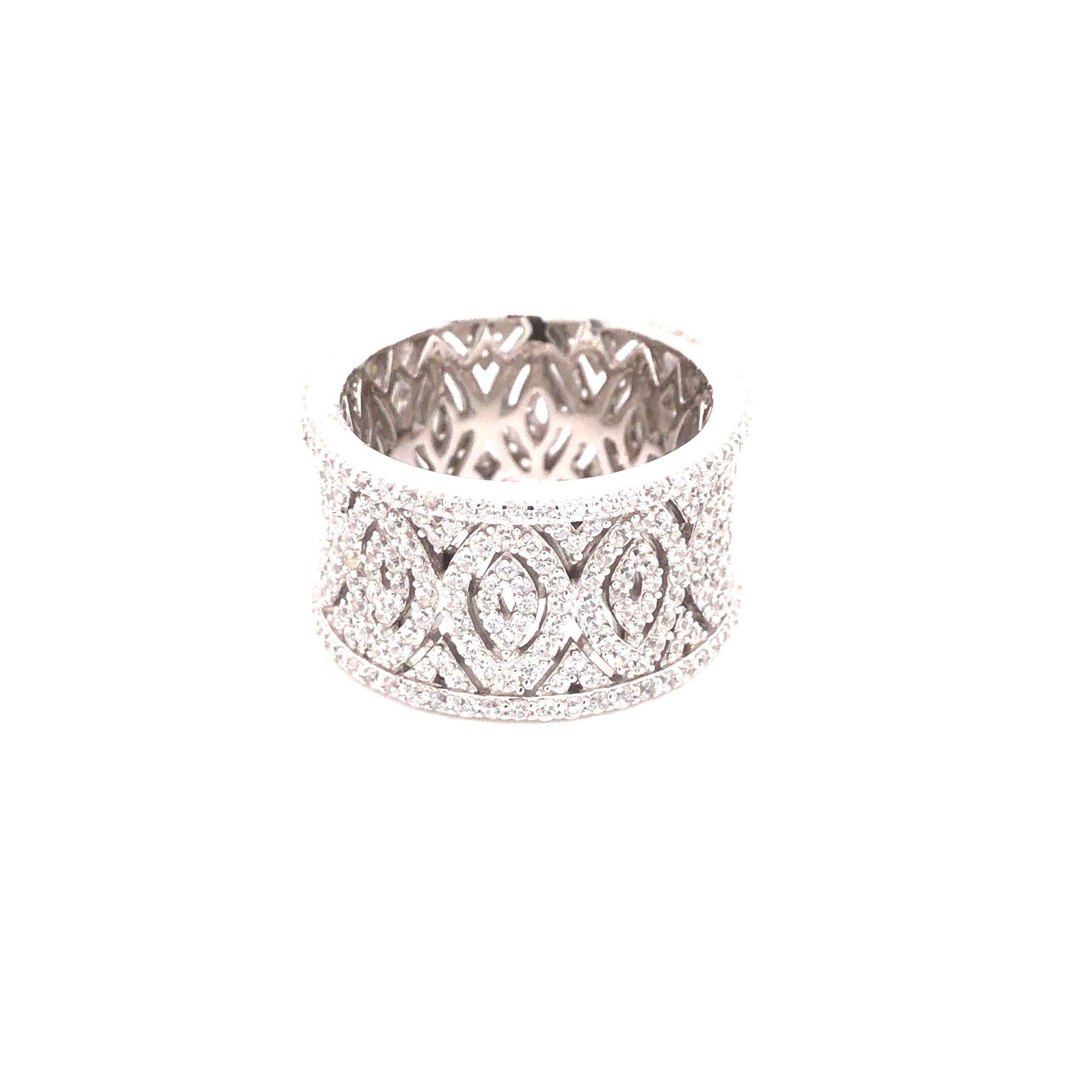 Art Deco 4.60 Carat Cubic Zirconia Sterling Silver Filigree Wedding Band Cocktail Ring For Sale
