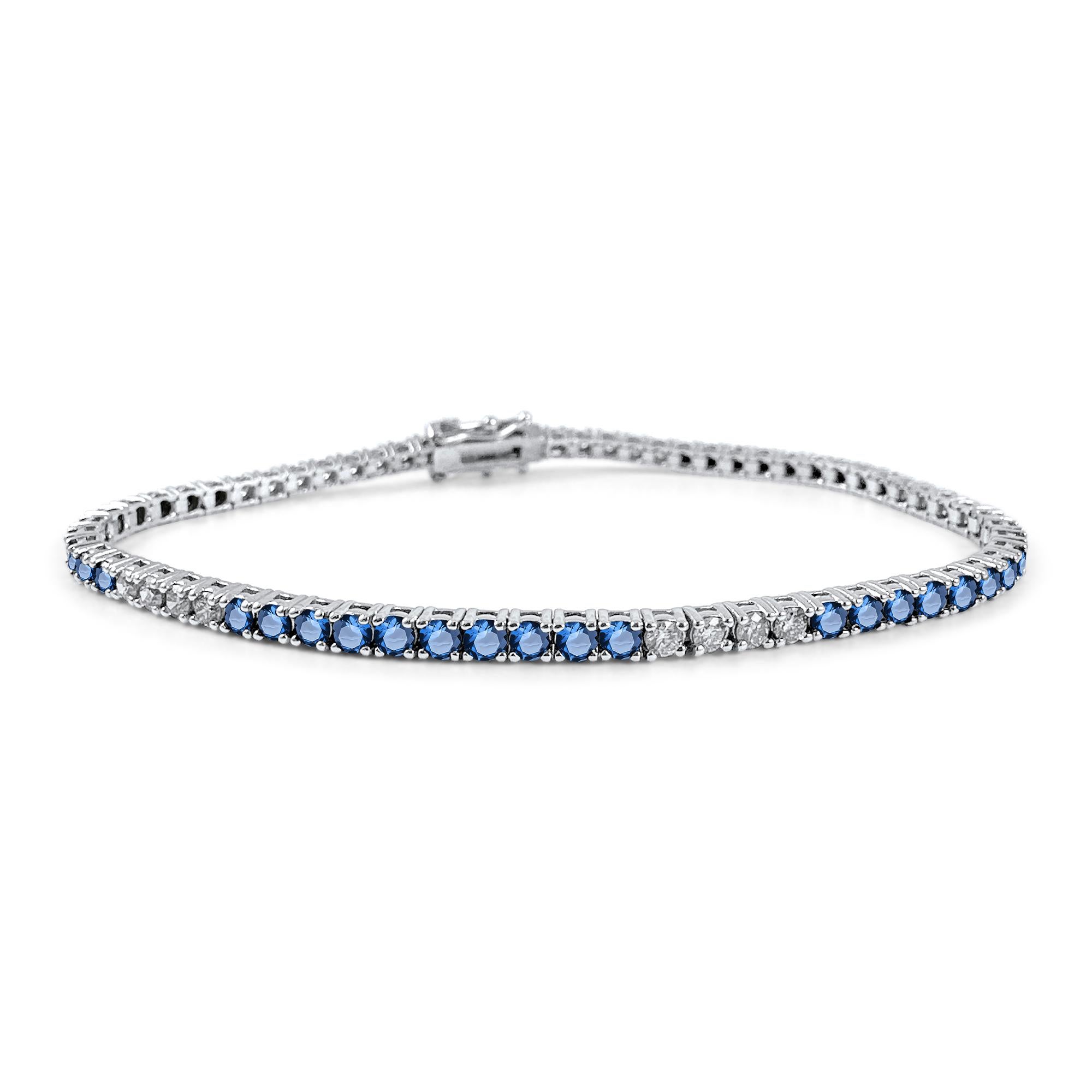 Round Cut 3.40 Carat Black and White Diamond Tennis Bracelet in 14K White Gold, 7 Inches For Sale