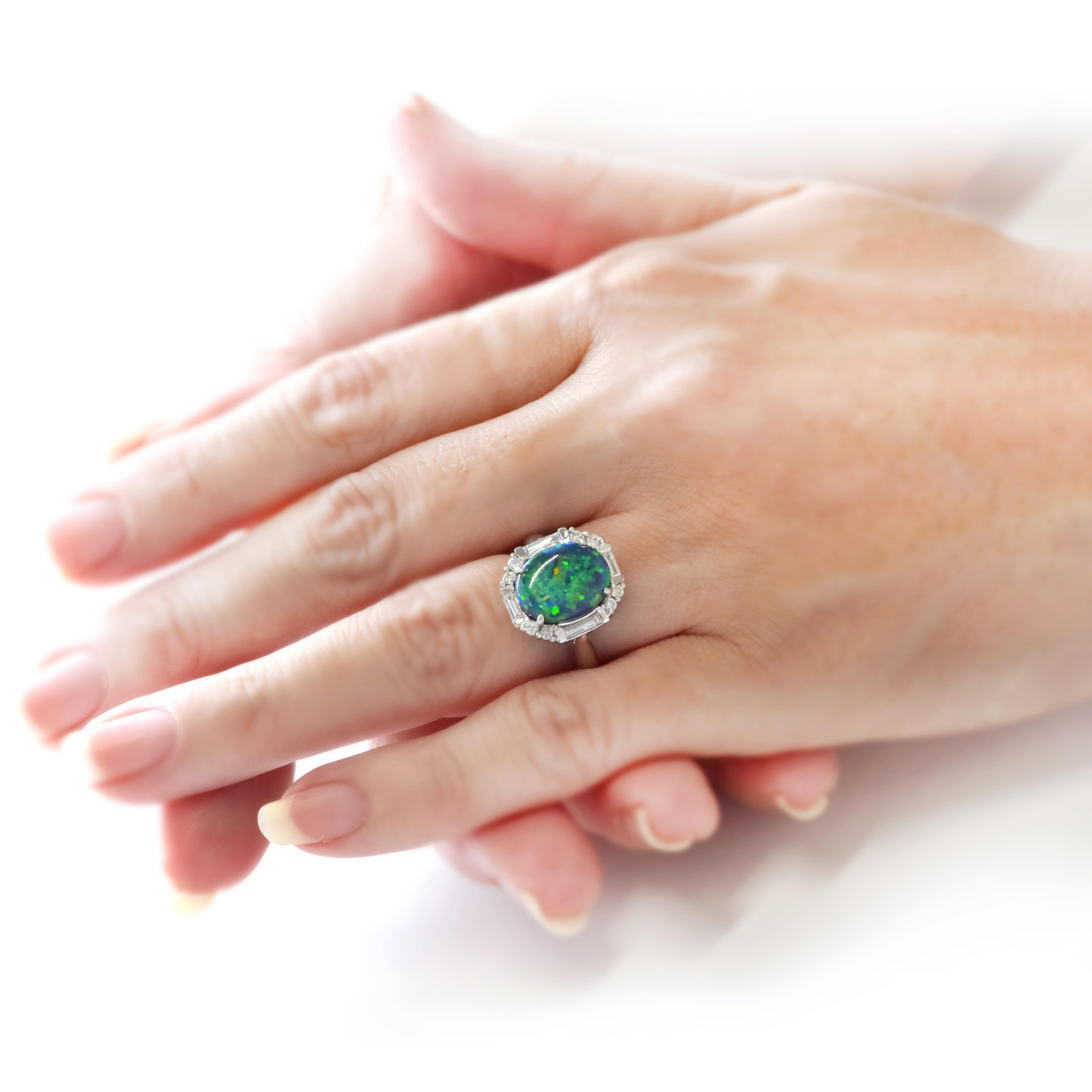 3.40 Carat Natural Australian Black Opal and Diamond Ring Made in Platinum In New Condition For Sale In Tokyo, JP