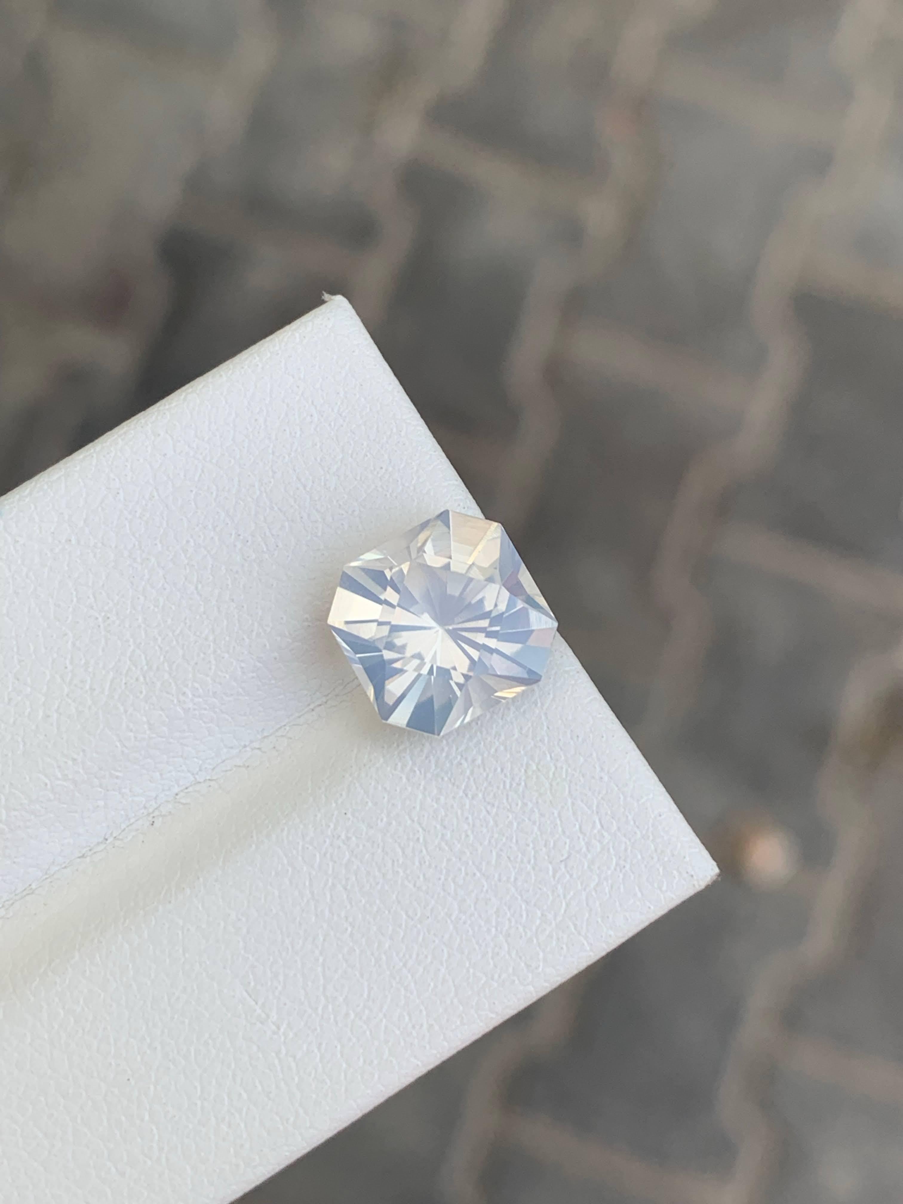 3,40 Karat Natürlicher Lose Facettierter Quarz Kissen Präzisionsschliff Afrikanischer Edelstein (Kissenschliff) im Angebot