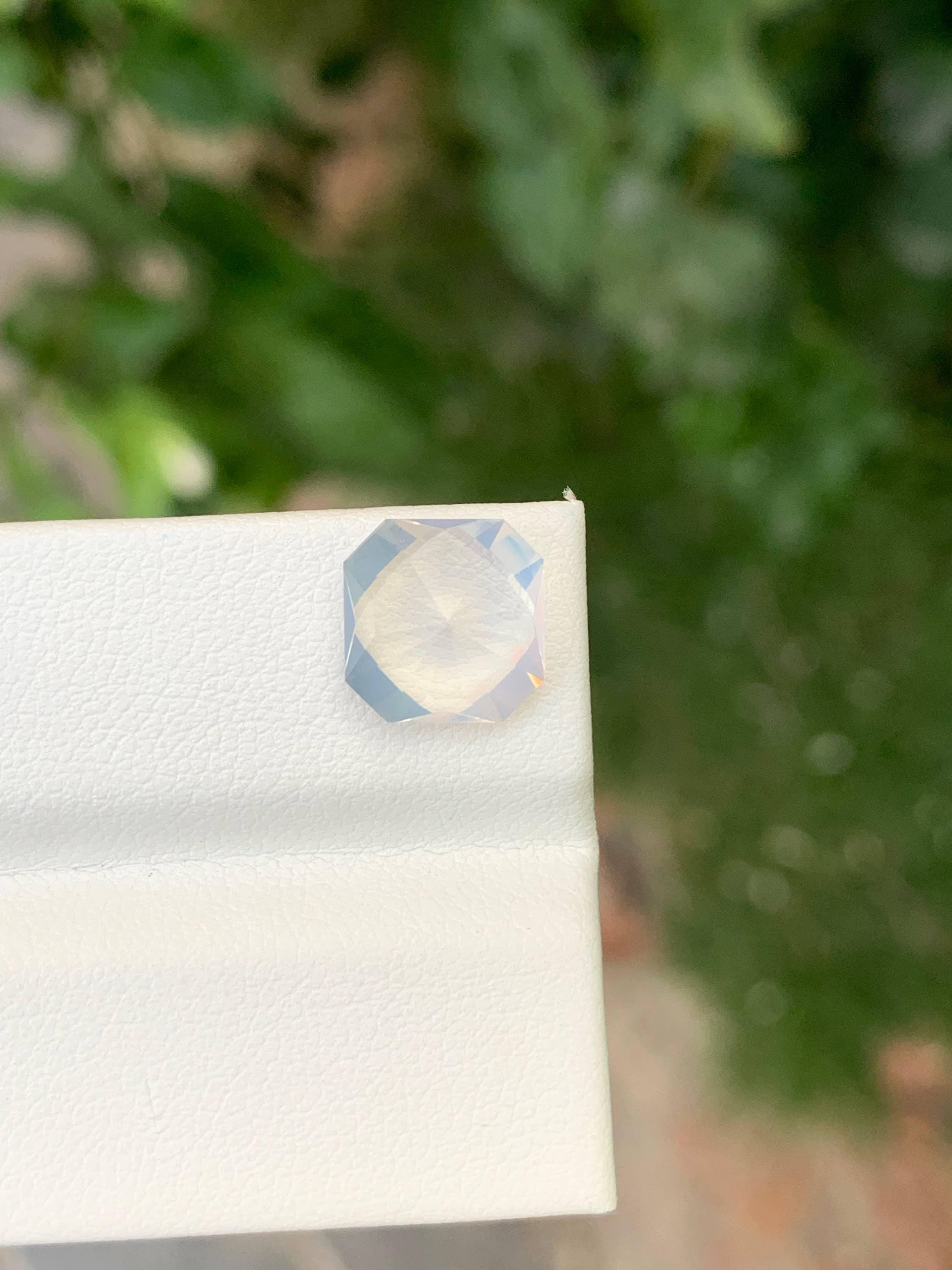 3,40 Karat Natürlicher Lose Facettierter Quarz Kissen Präzisionsschliff Afrikanischer Edelstein für Damen oder Herren im Angebot