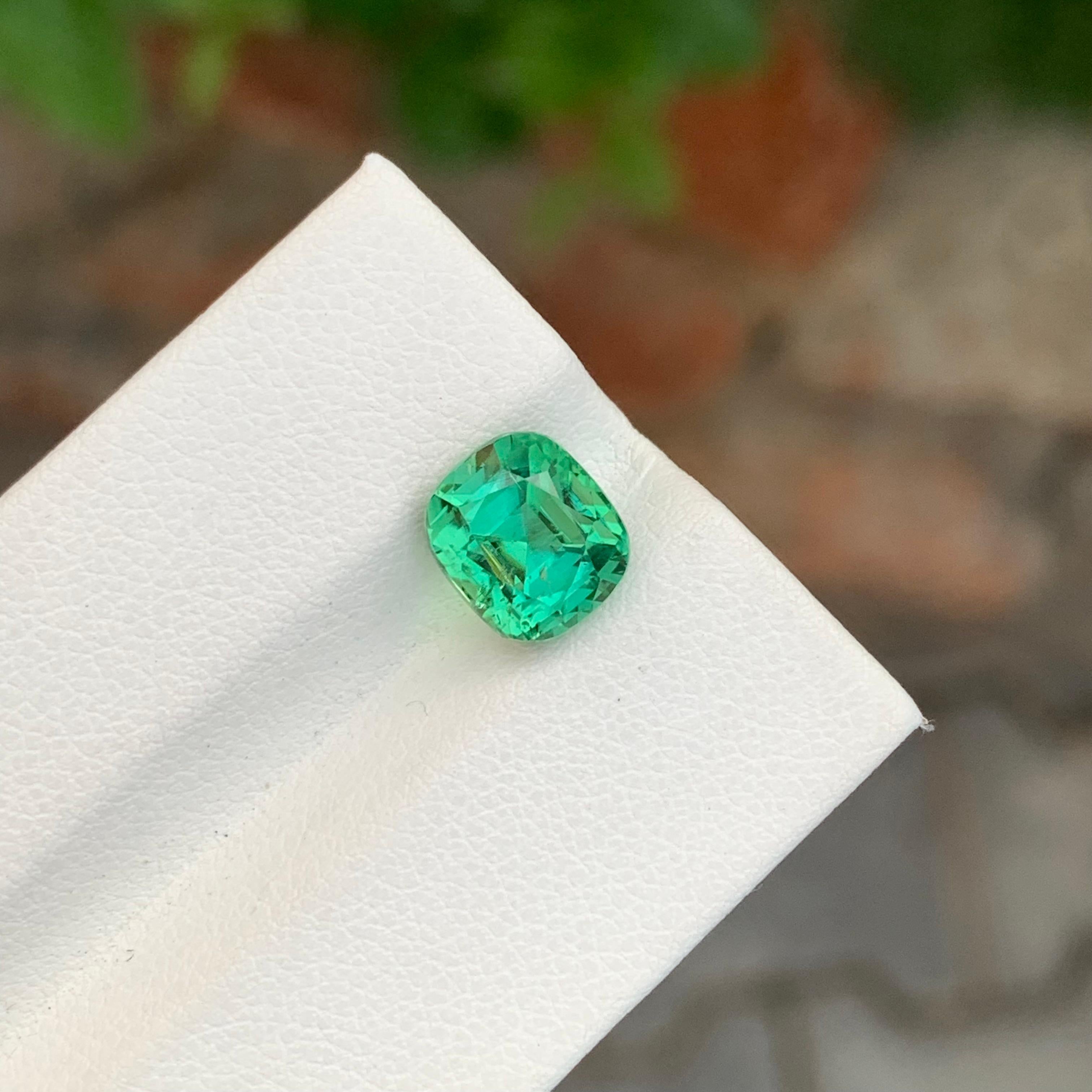 3.40 Carat Natural Loose Green Lagoon Tourmaline Cushion Shape Gem For Jewellery For Sale 3